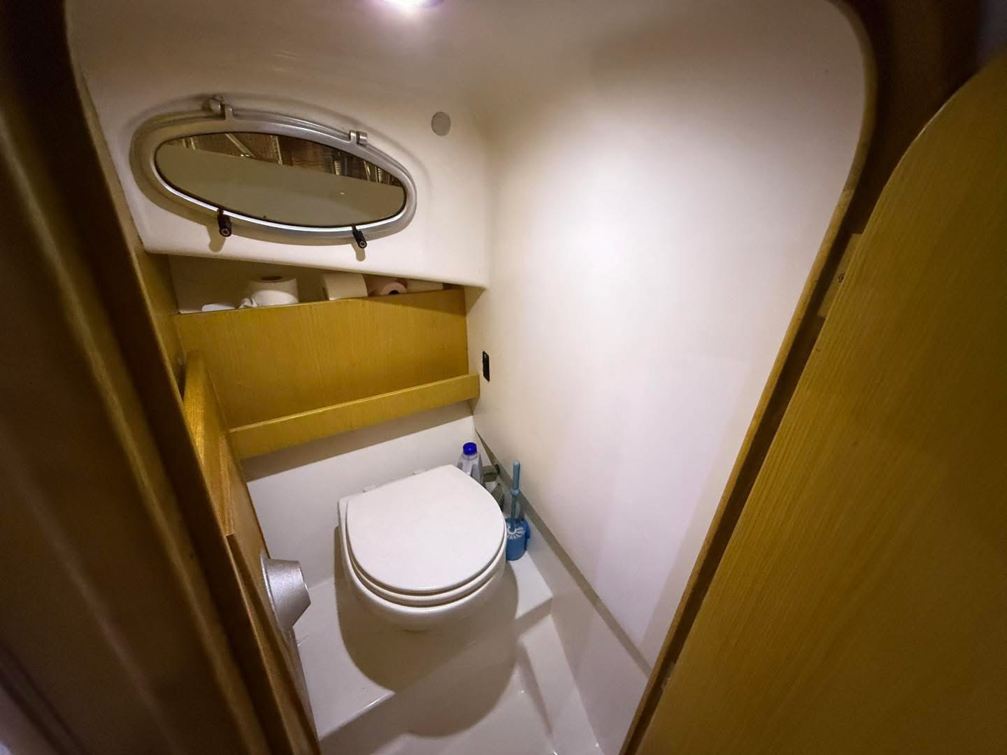 23A79BB9-C4AD-4BE5-881F-4A6CD4EEBD5D