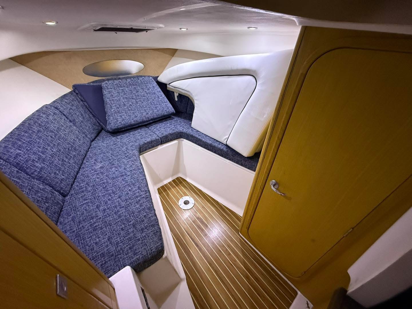 55A939B1-F2AC-4D06-B33E-2DAB9EDA53B3