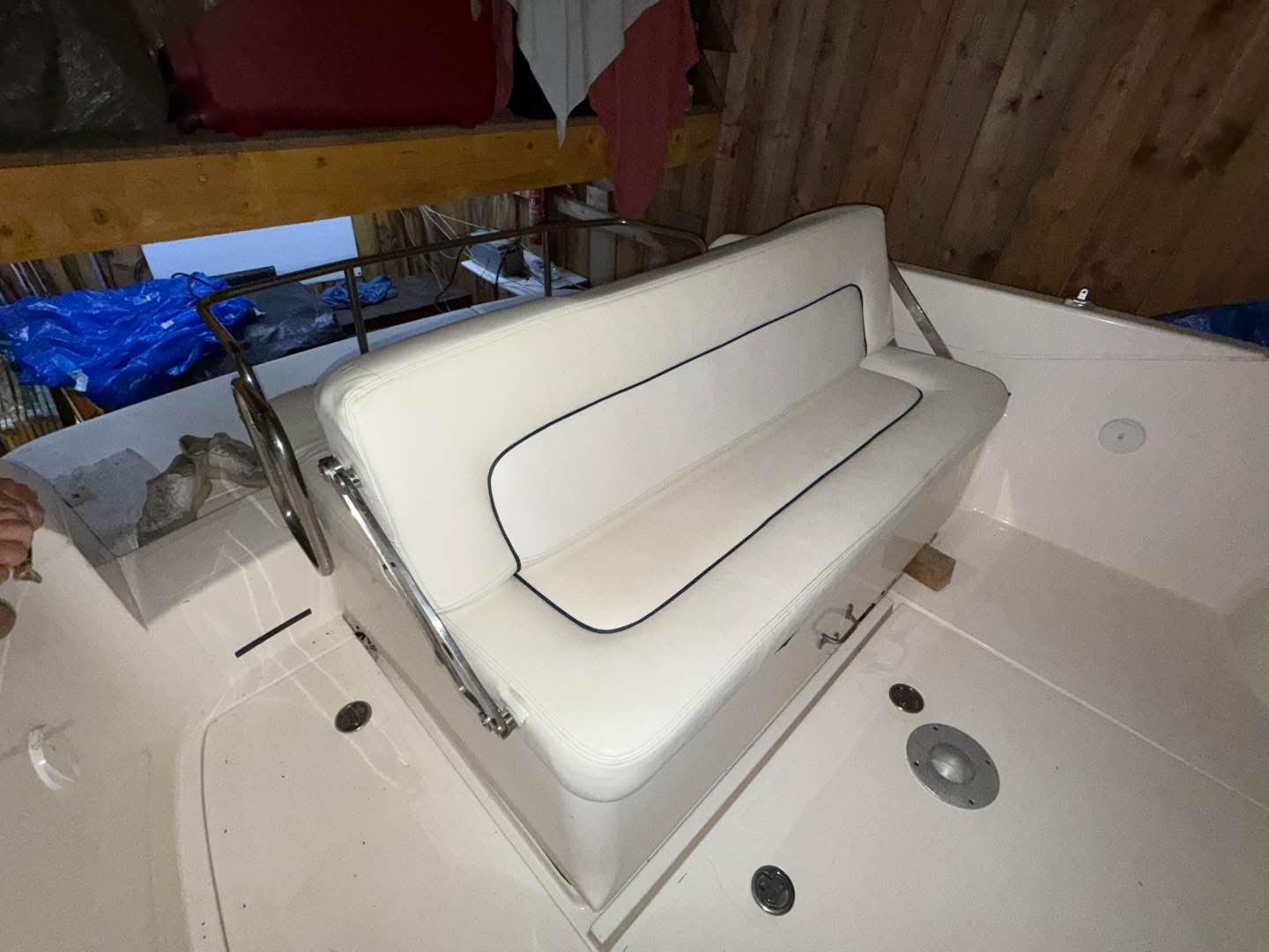 A4B9A5C0-C981-406E-A661-1A46855213BA