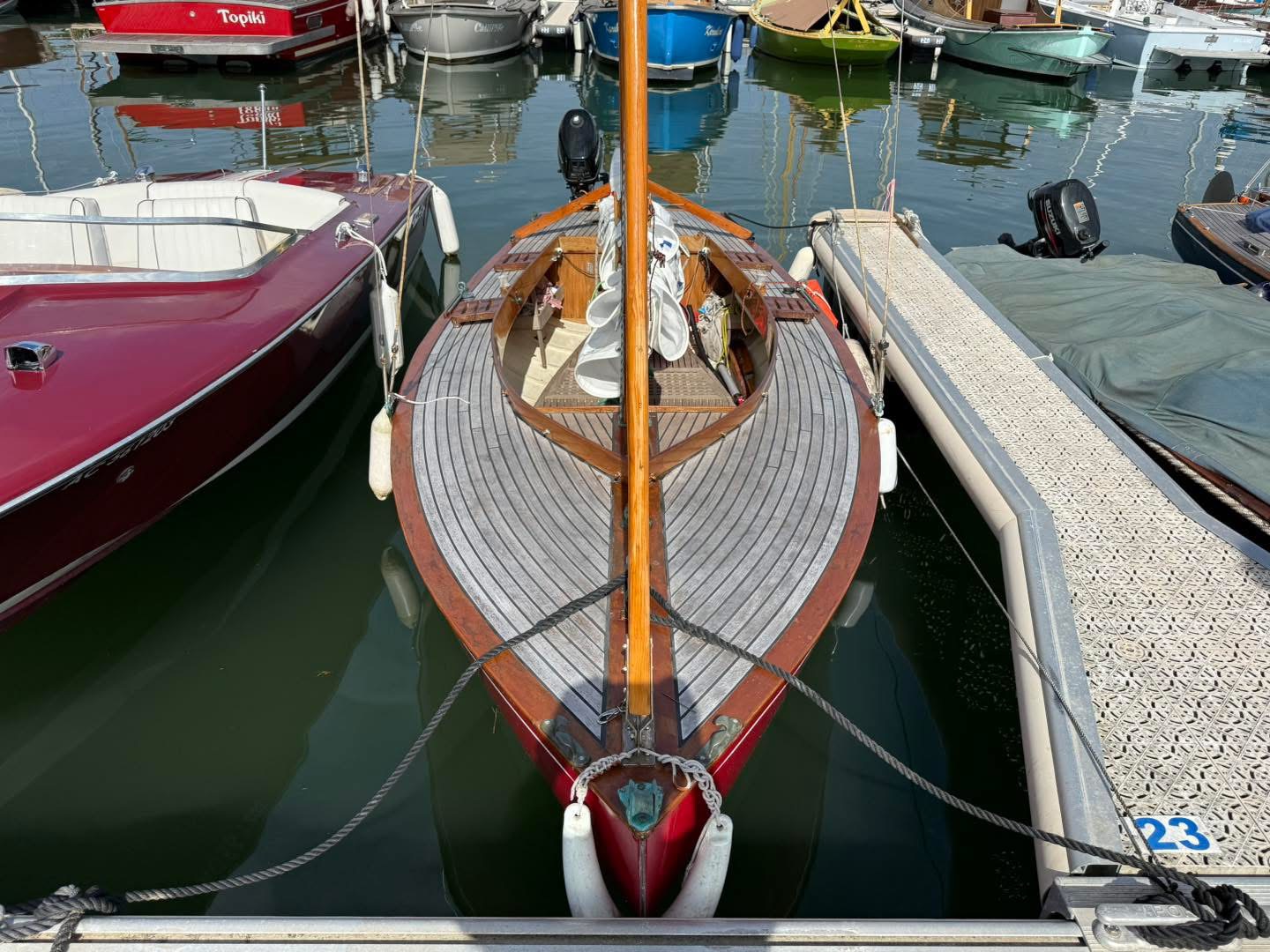 B401AFDB-367B-46D7-8EA7-52230680FDFF