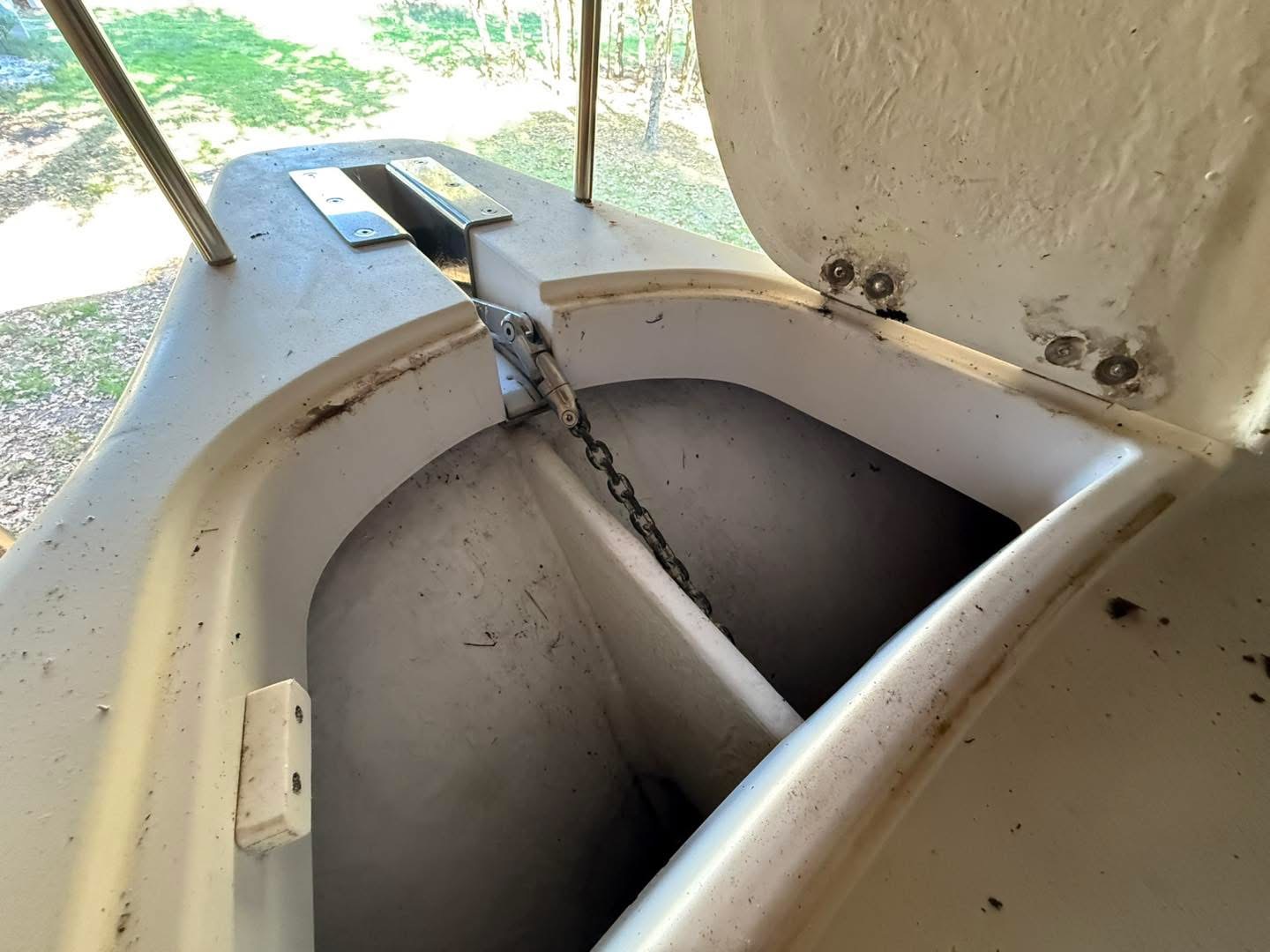 FB739C4A-FF9B-4ABB-BB74-B72208C99B9E