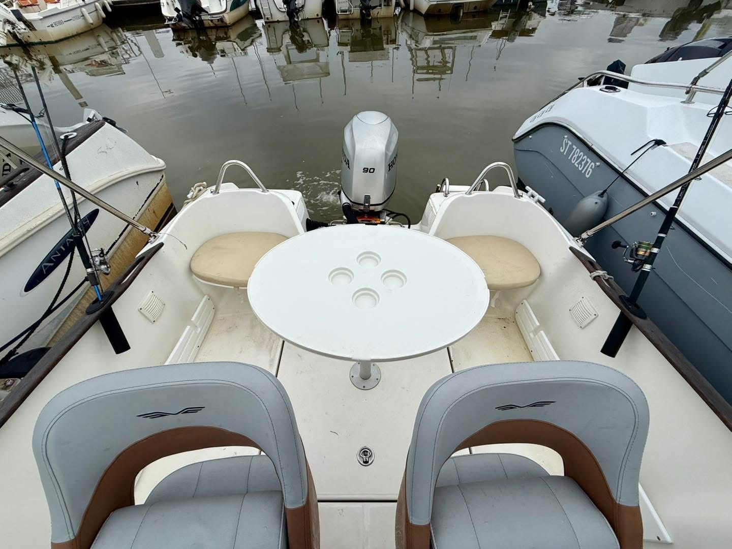 5B9E35D2-016C-43BA-A6E5-D9D78E6E7AB2