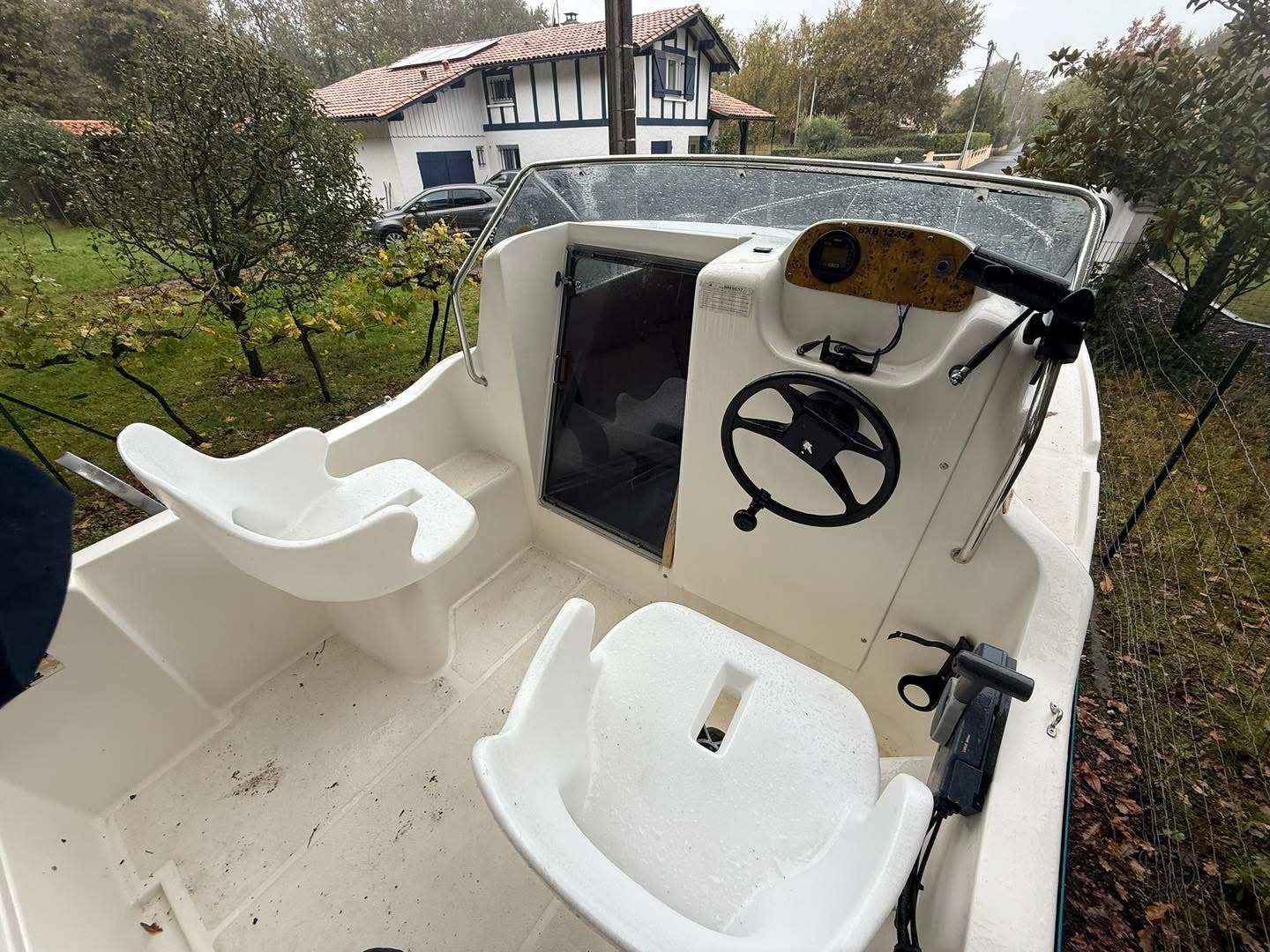 67759735-70CF-43FF-97AC-5F4BD157DEC4