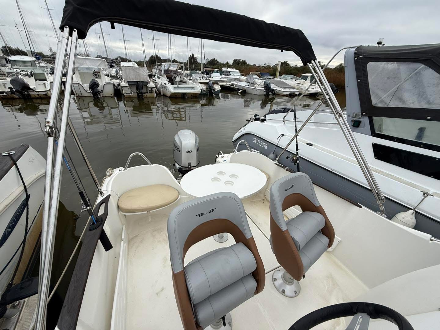 7F1826A6-61DE-4F06-8E8B-E315551E71A7