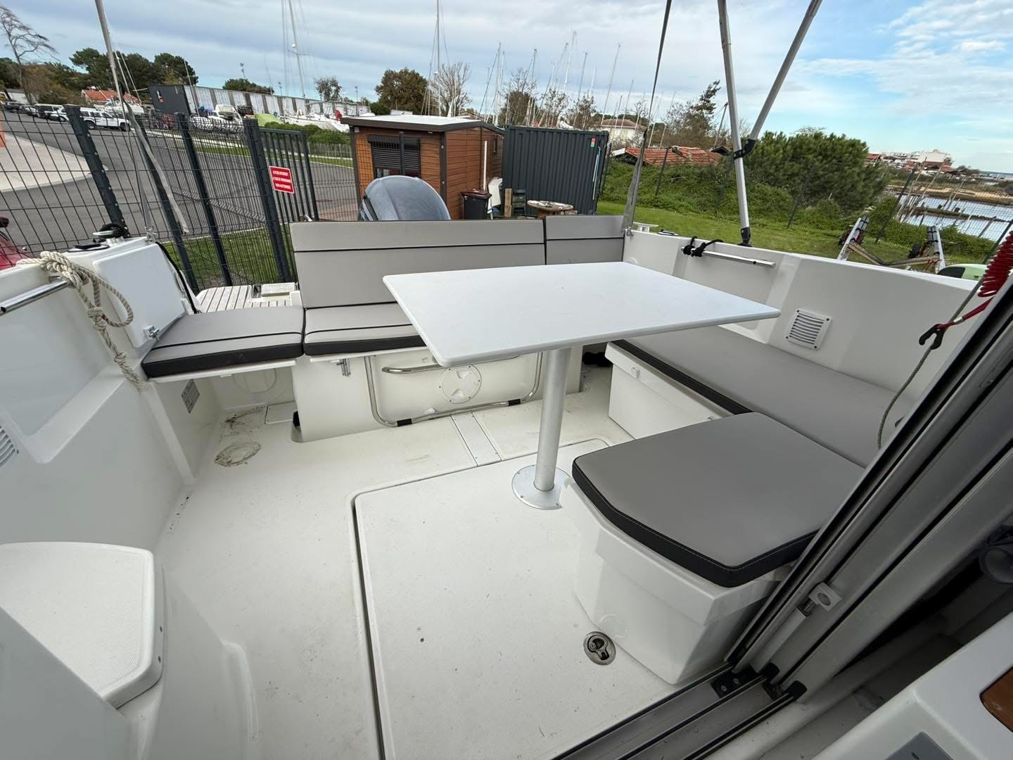 83DA6221-446C-4CD7-8B71-4D3B1A6637E5