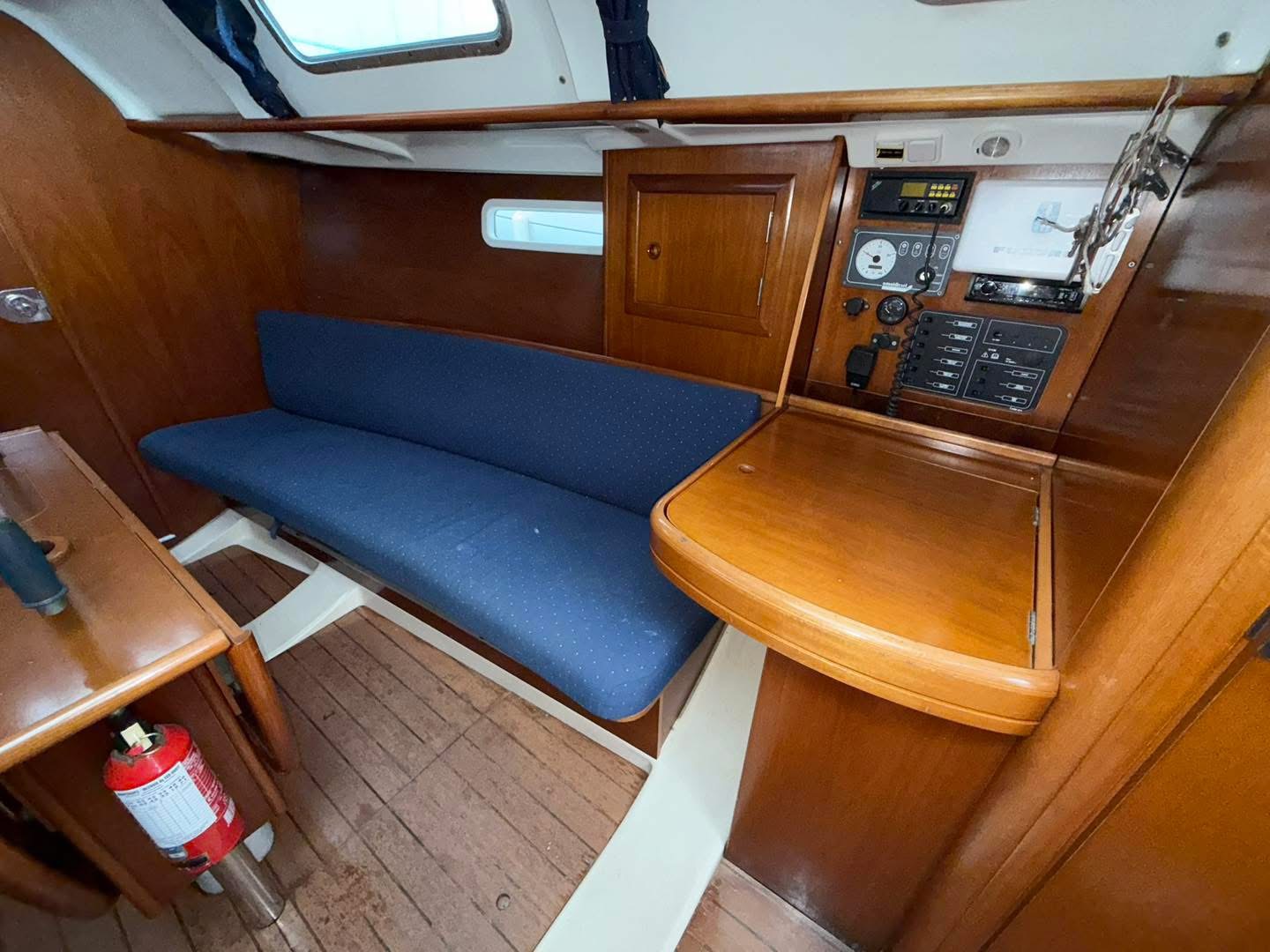 16F385F0-8D55-414E-A3B2-06E71B401CD1