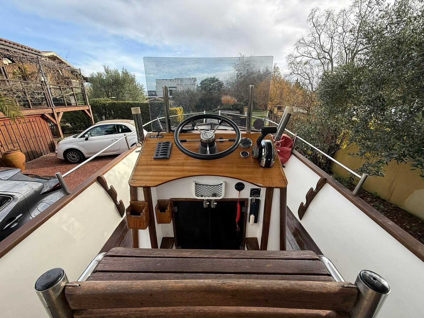 1D7E81A0-D56E-43E9-90EE-15E1F526A3A9