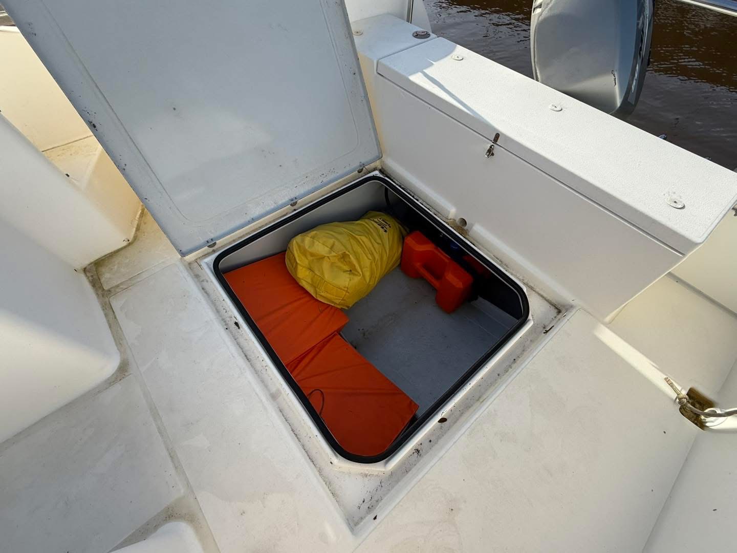 3DFDDED8-7D28-4A68-9892-17101E29F19B