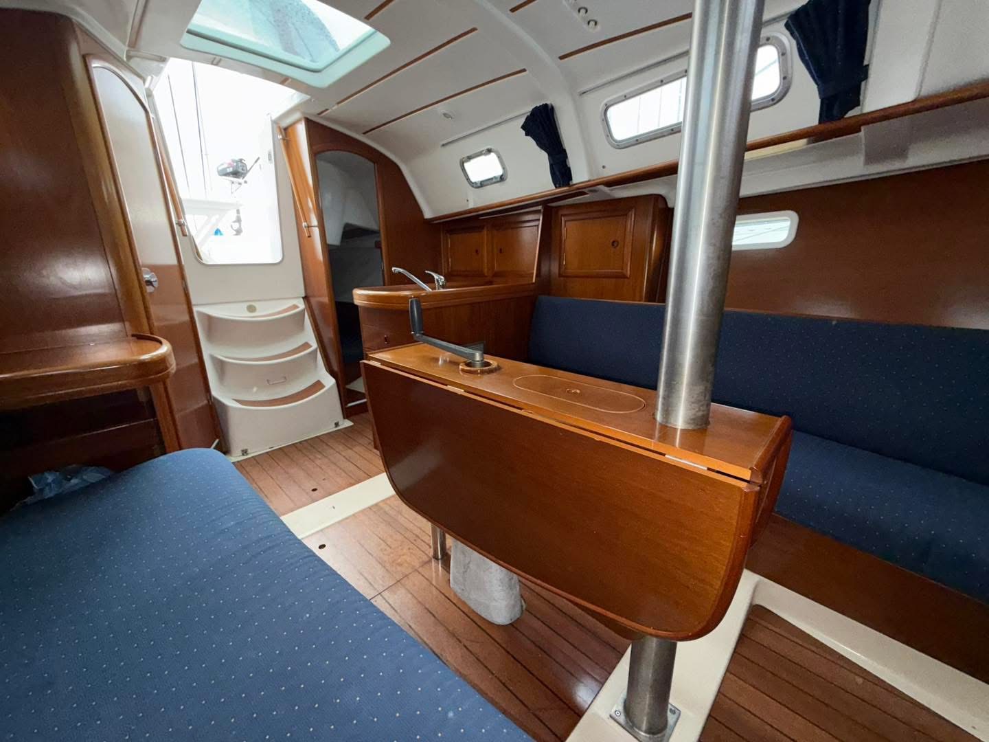 4353AA1C-4B70-40A4-BA95-72DEC786BC75