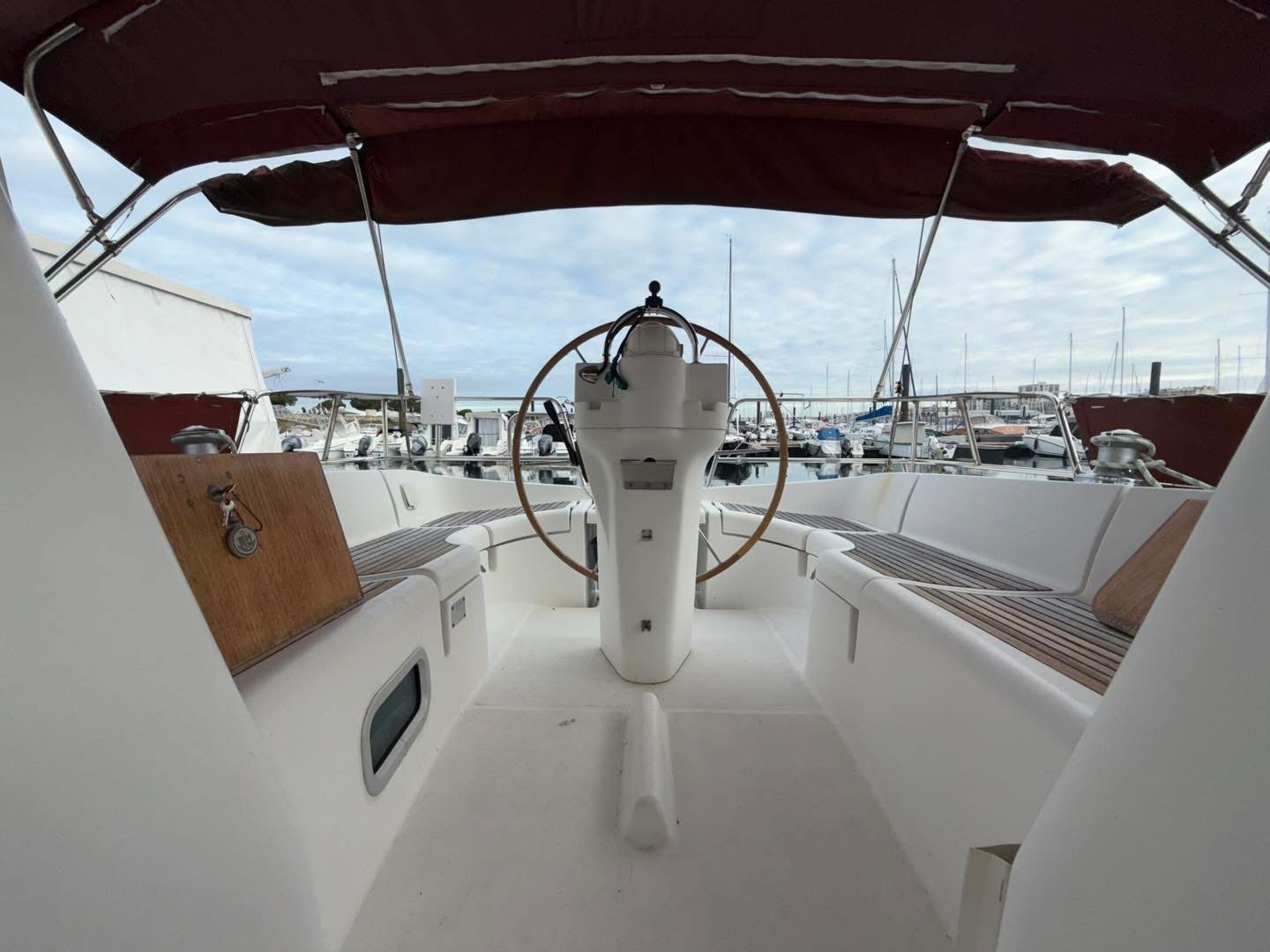 61637CC4-DBEE-48A6-8331-94DBF4C3329F