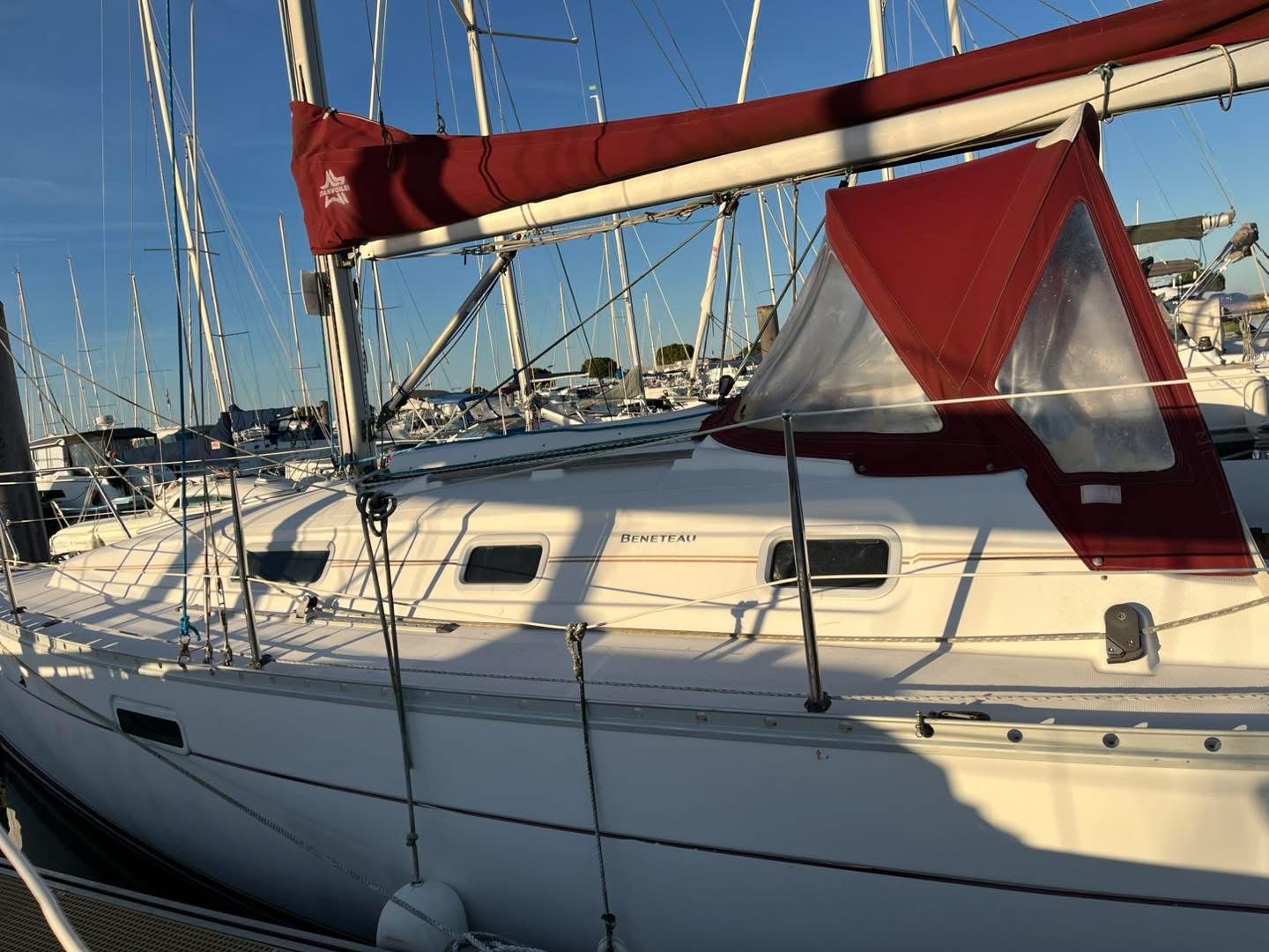 67D5DD3D-9A33-424E-B789-8C4F03541BE9