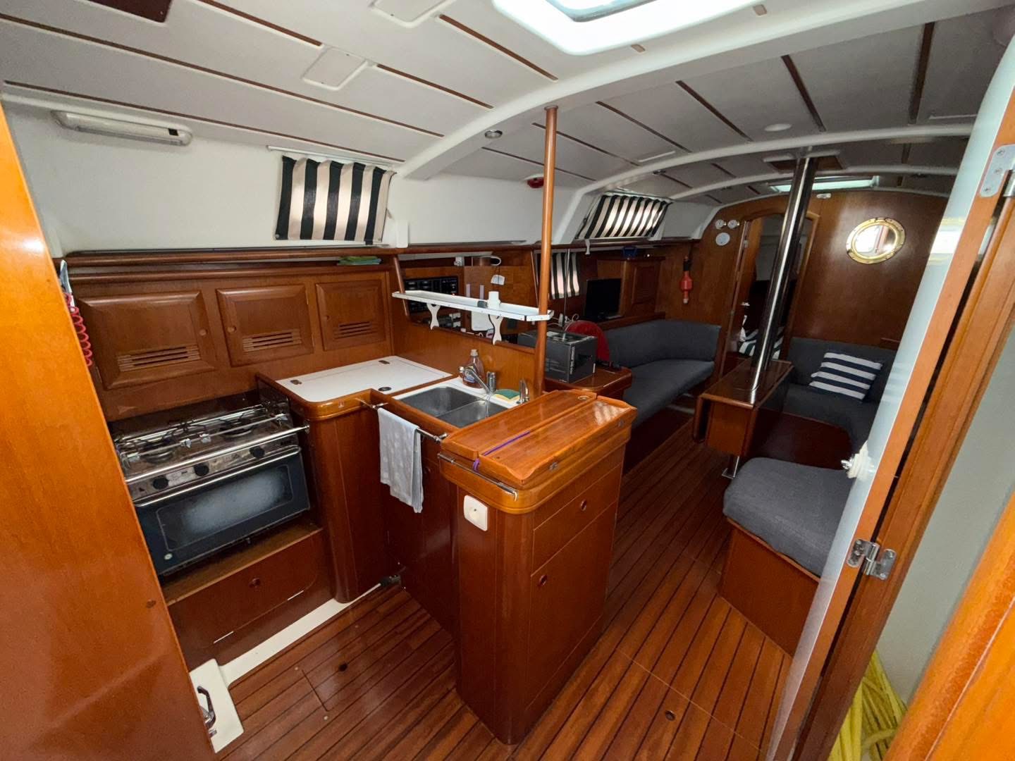 B549208F-7C75-4A06-A91B-A903D495B463