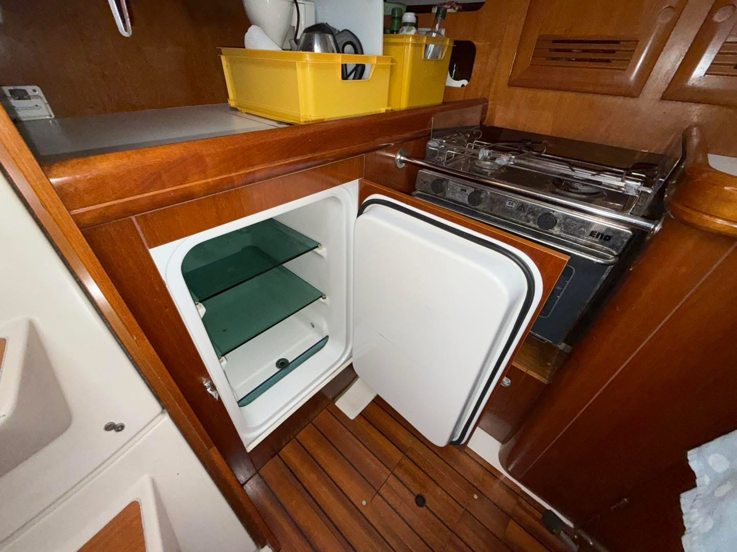 F58A947E-209F-4C54-85C0-3A82DFF2F1E5