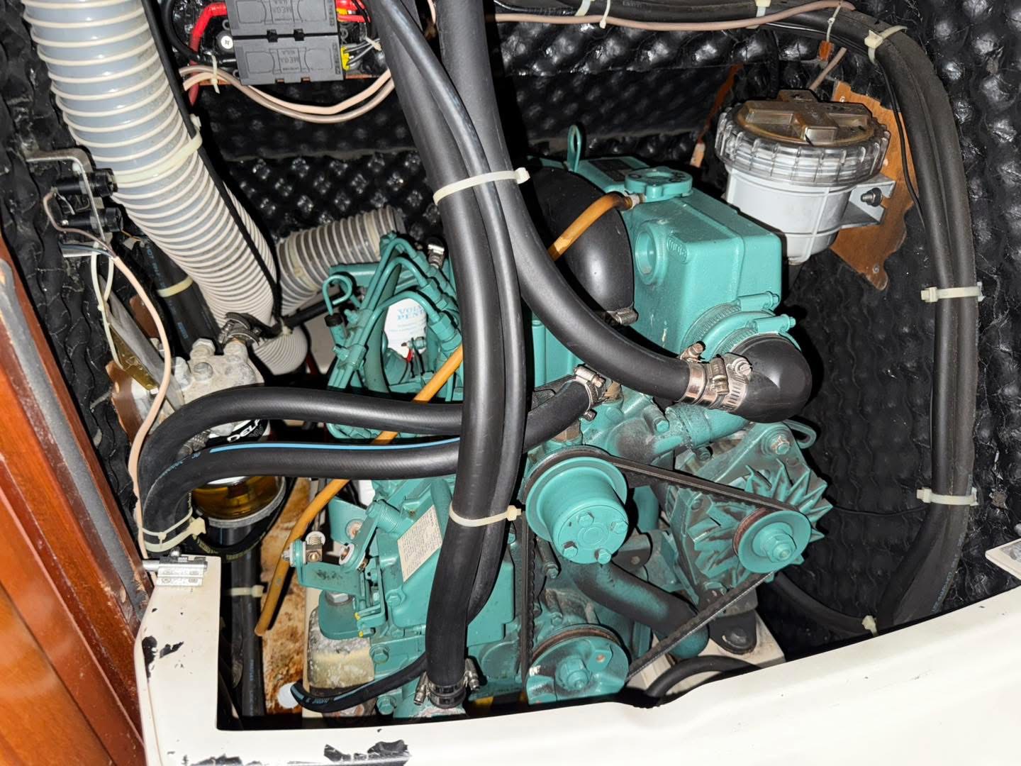 F79CD3DF-BDF3-4409-8ABE-8C29468E18E1