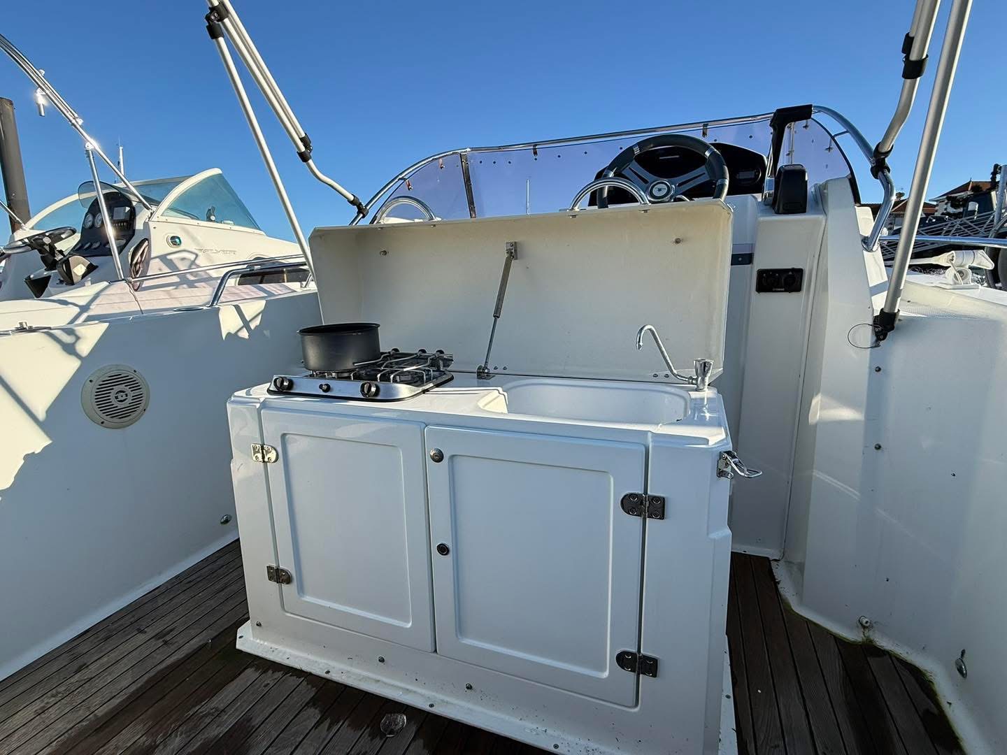 97912FDE-A96D-496C-805A-52EDF8EE3517