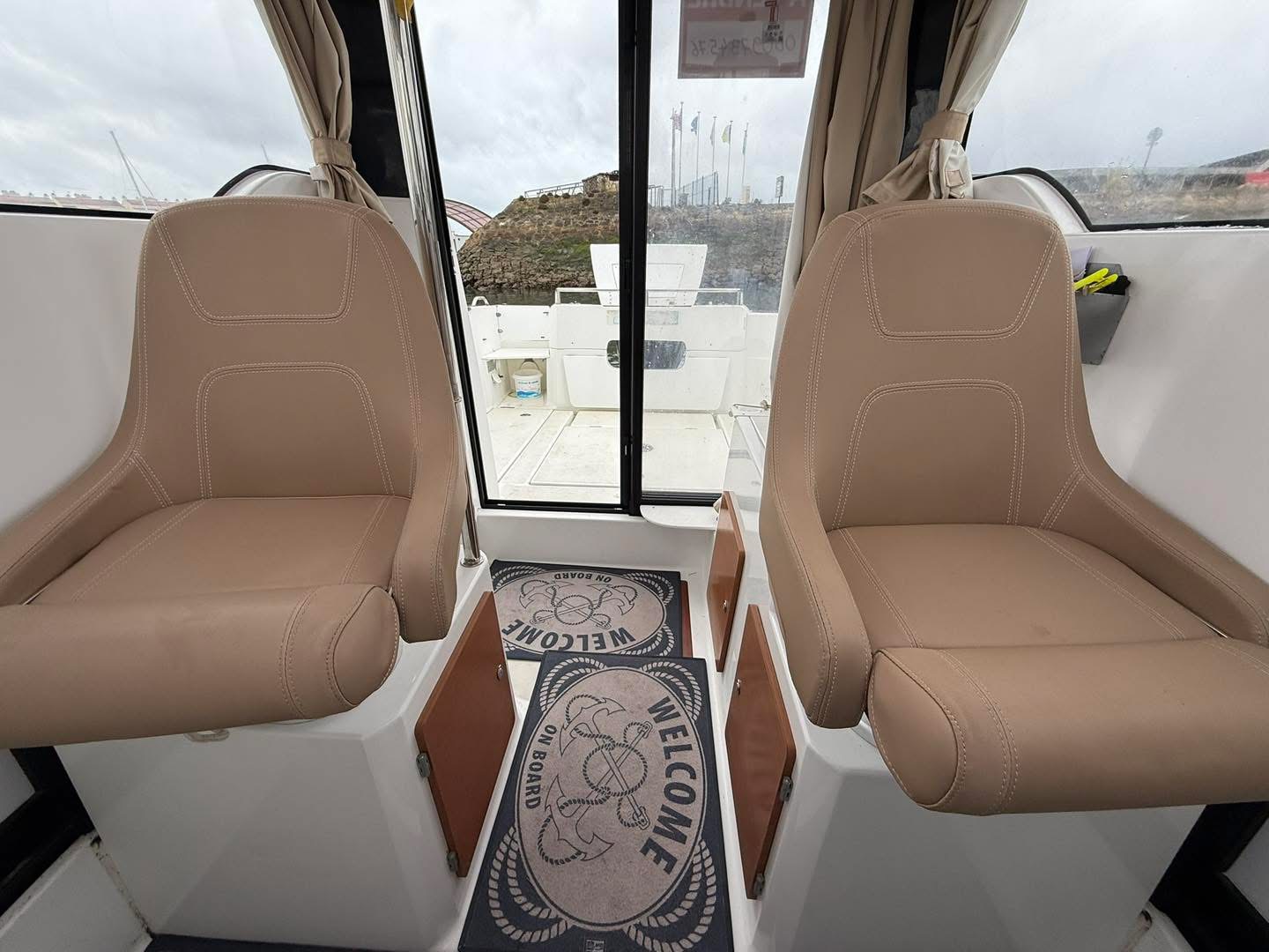 B521A59F-302C-4448-909B-47C613F84177