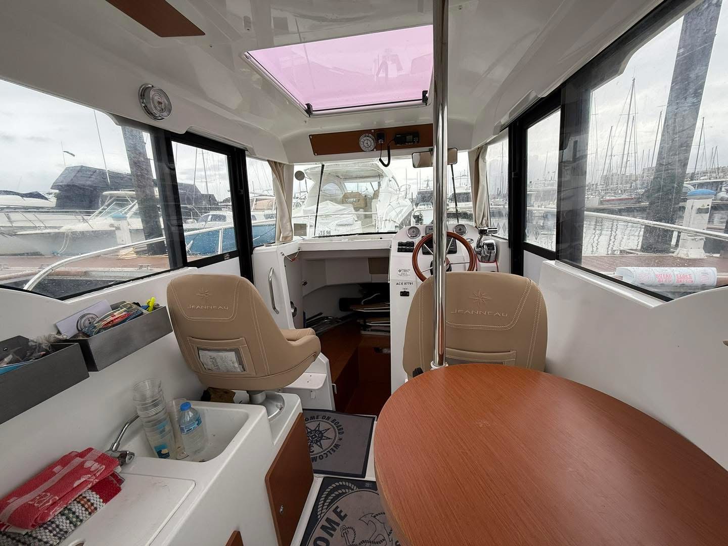 F86B2EDC-7C30-4666-BECB-81C17EBF5AA4