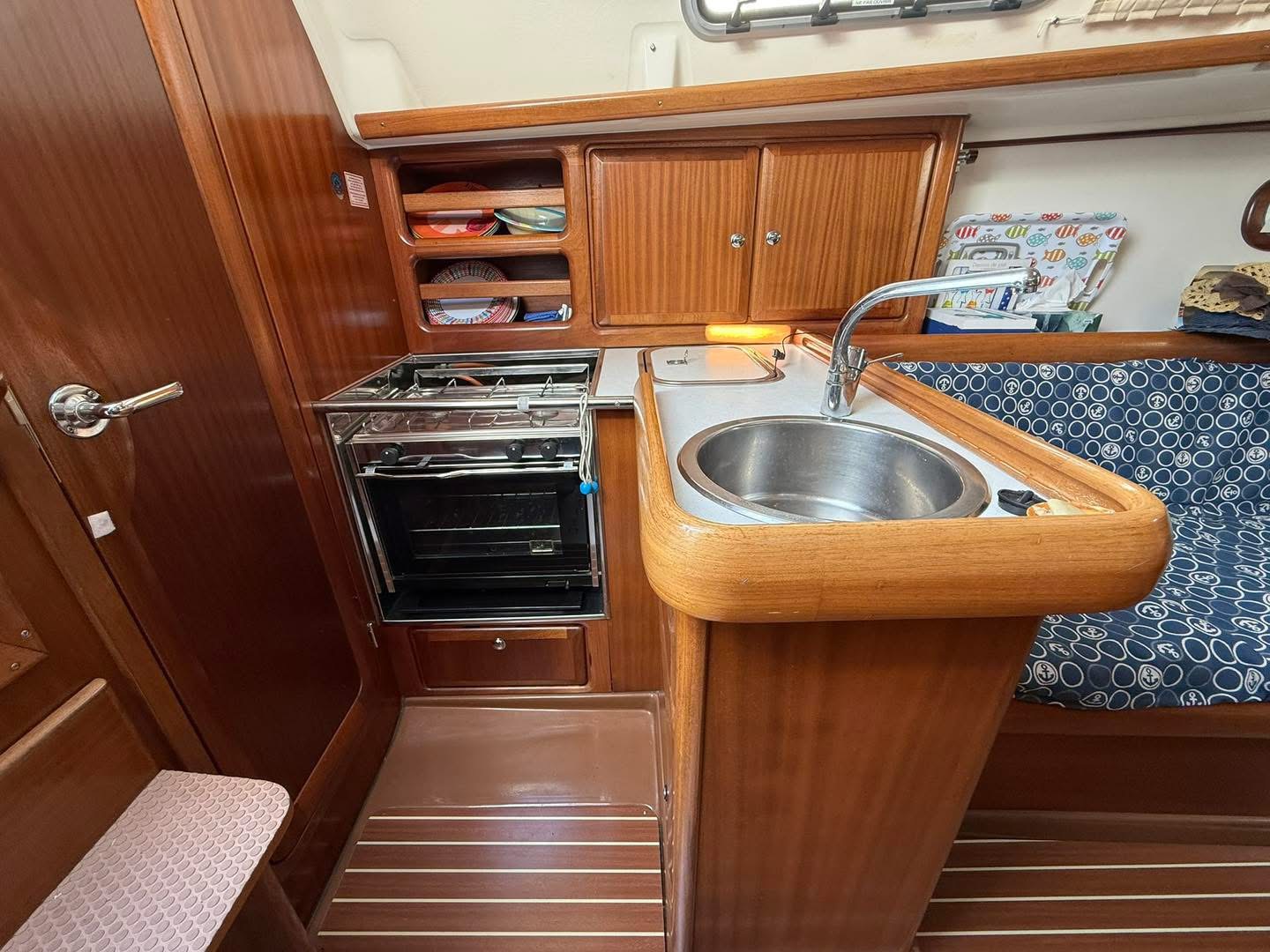 0FE34AE0-C6C8-4F8D-B887-F97C8A39B622