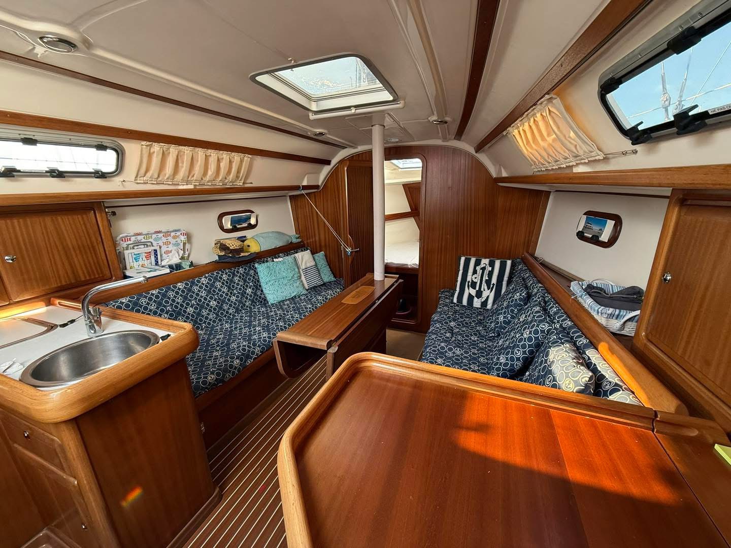 51DB6D47-6E09-4250-AFA2-4D0EA84CCE9C