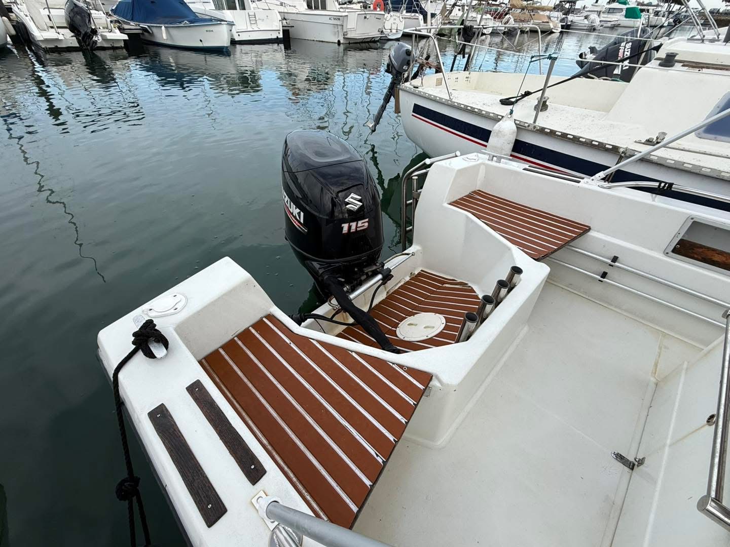 544E9F6A-8B77-4B89-A046-84CE5FB02817