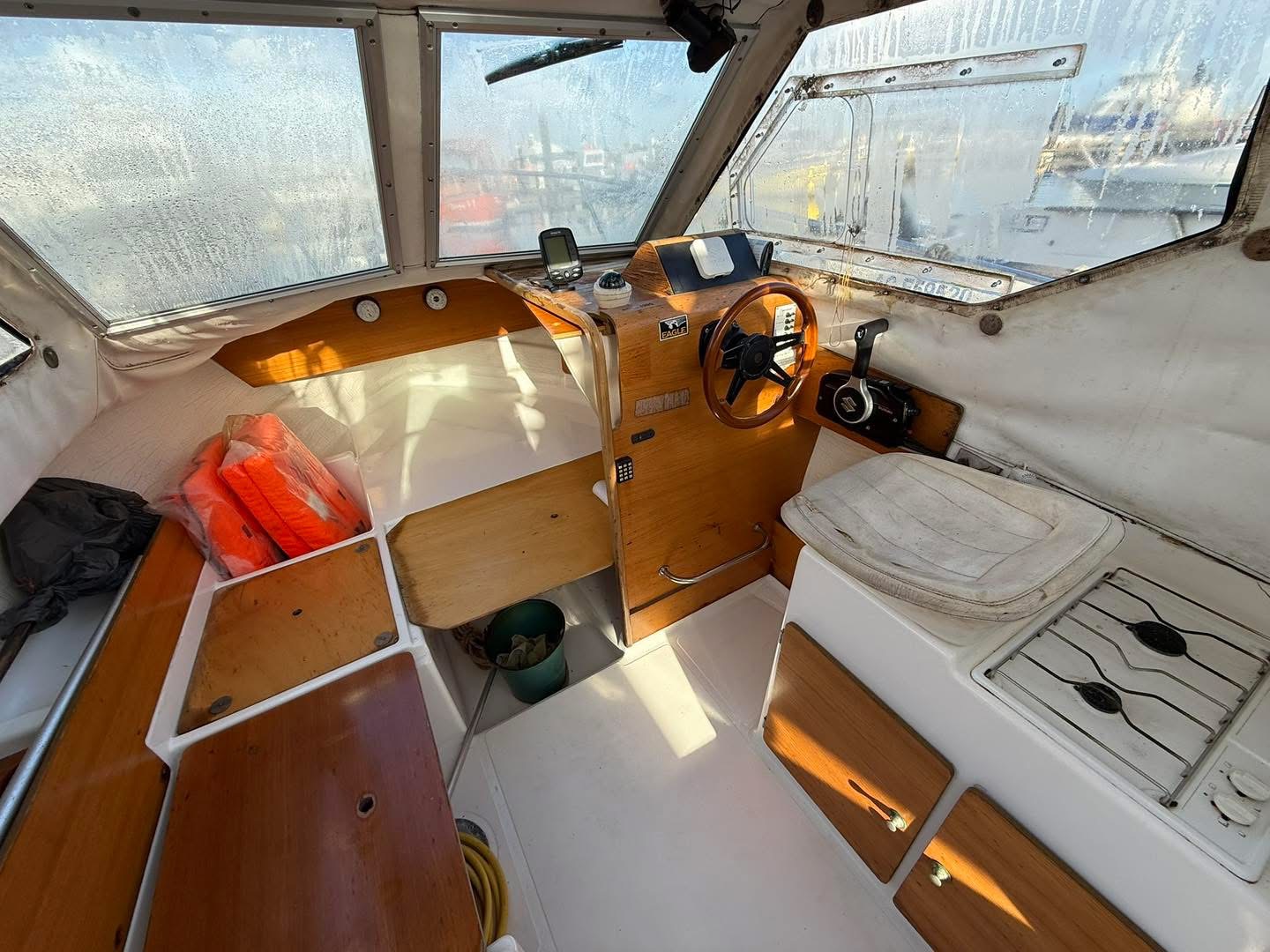 6608ADCD-F0D7-4539-931B-6D0ABB8DE566