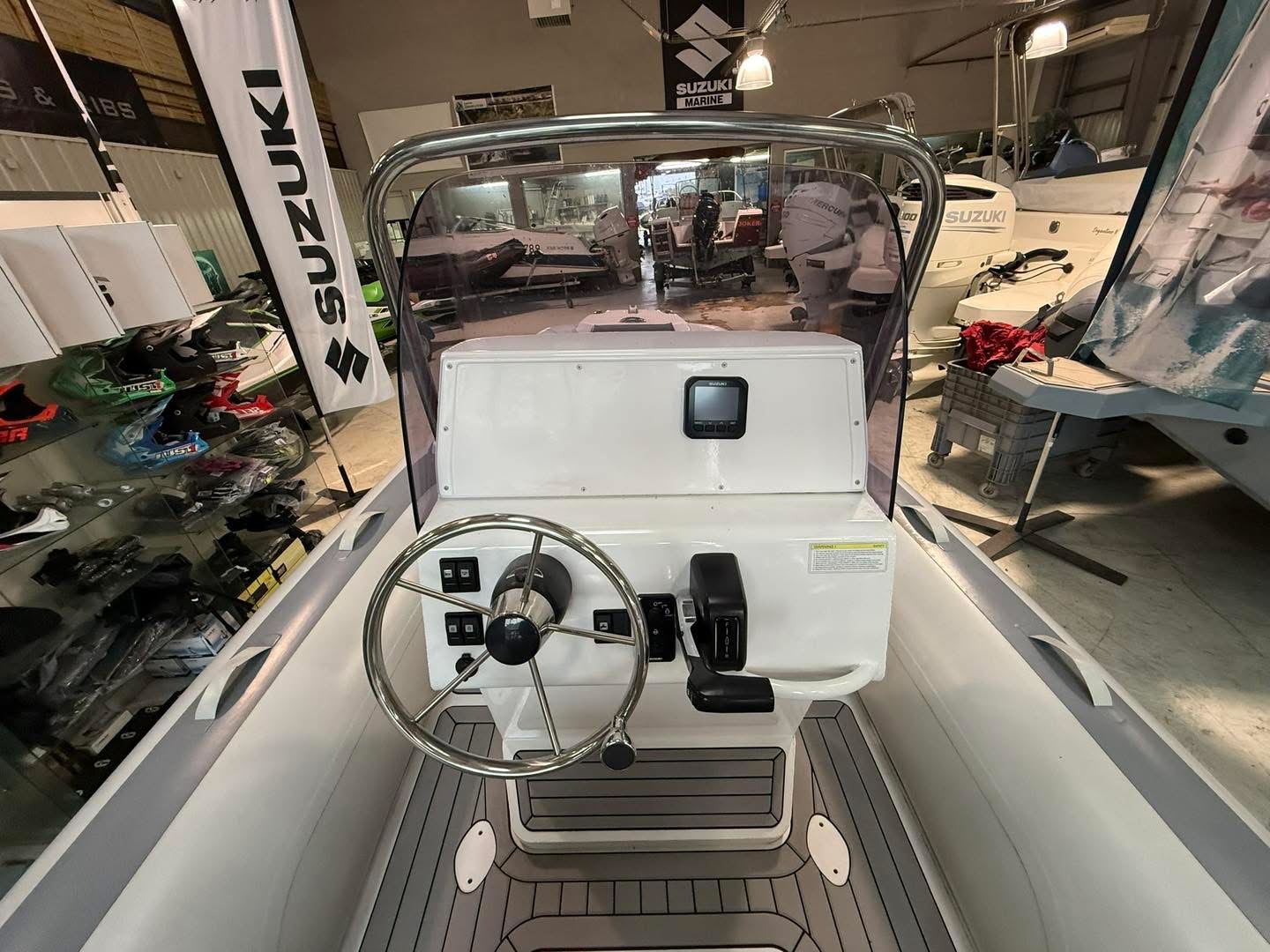 6CD4B6E3-6D54-4C62-875B-3ACB8B4EC4F6