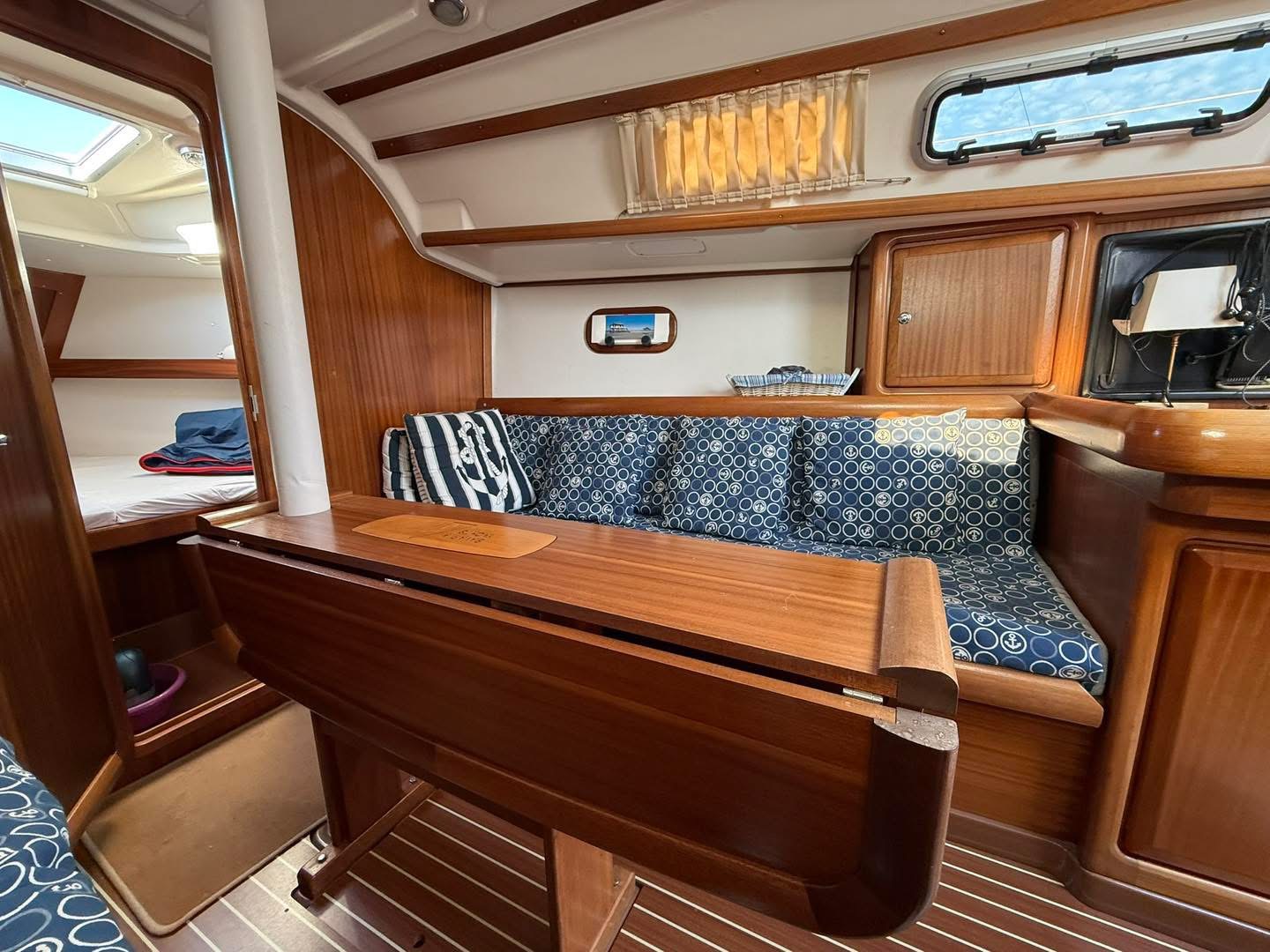 7690BA0D-1377-4907-8521-A322FD3F6881