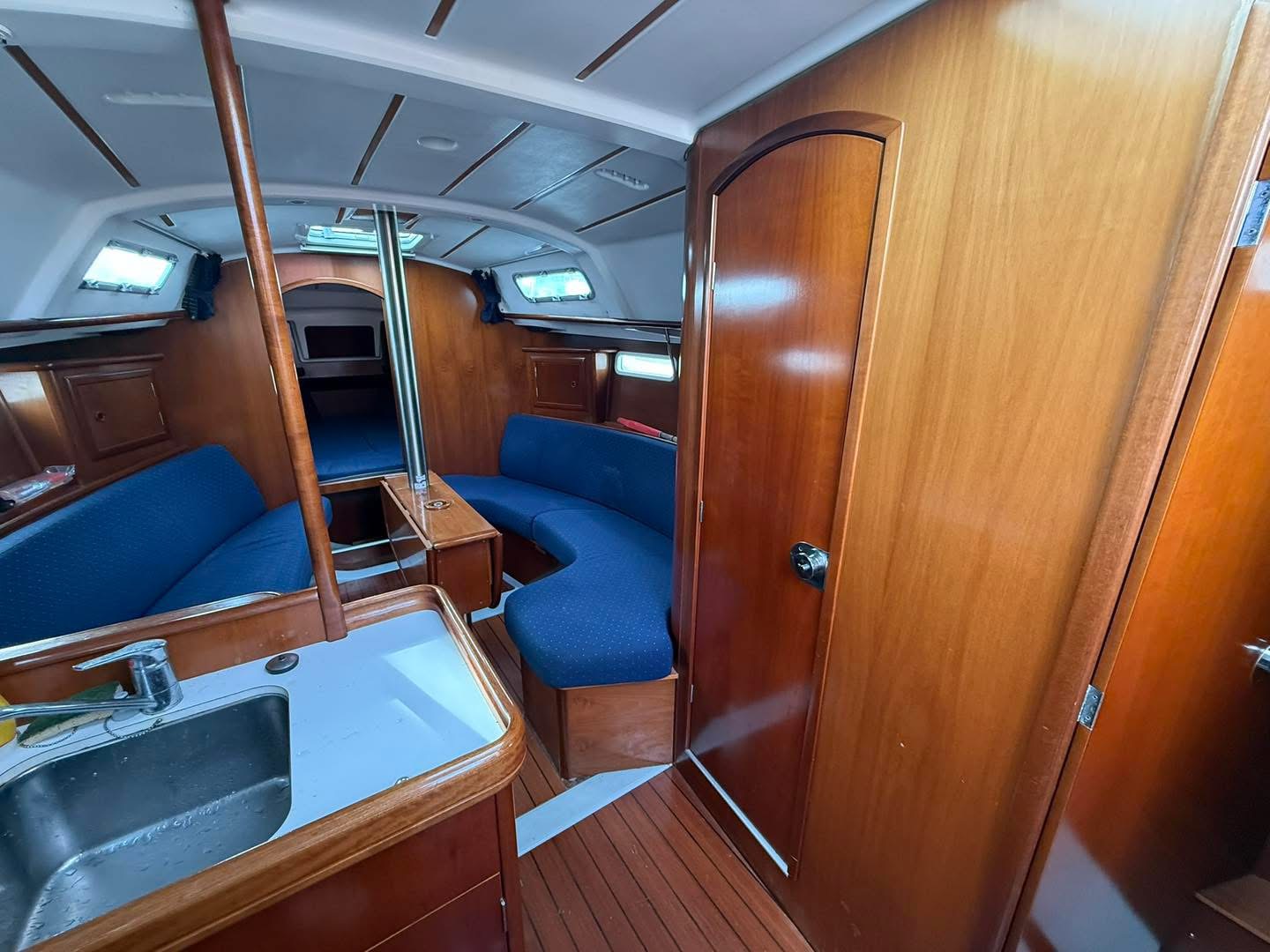 7D6DA797-EA7A-4FD2-8C36-5DD2FA208BE6