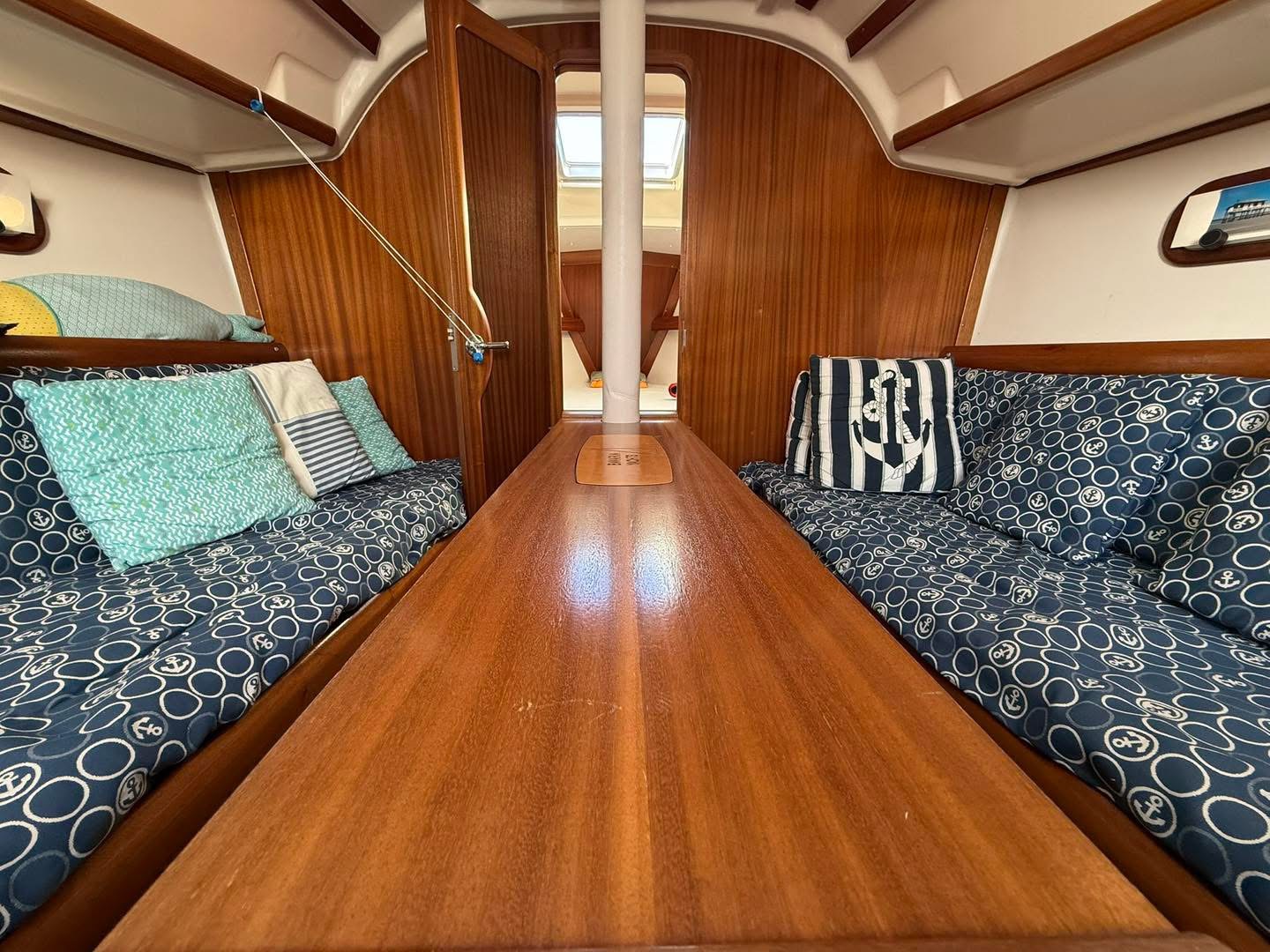 9FFC97A6-A959-4684-87B1-0C1D7825AB09