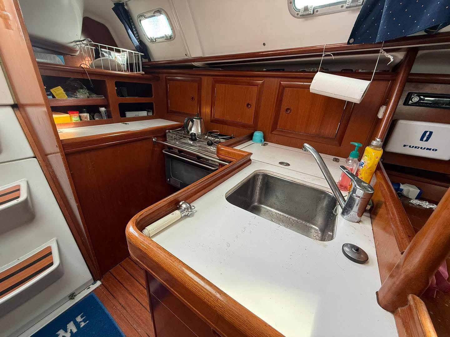 AE06A179-ADBC-48CC-84C1-2472244C1EA0