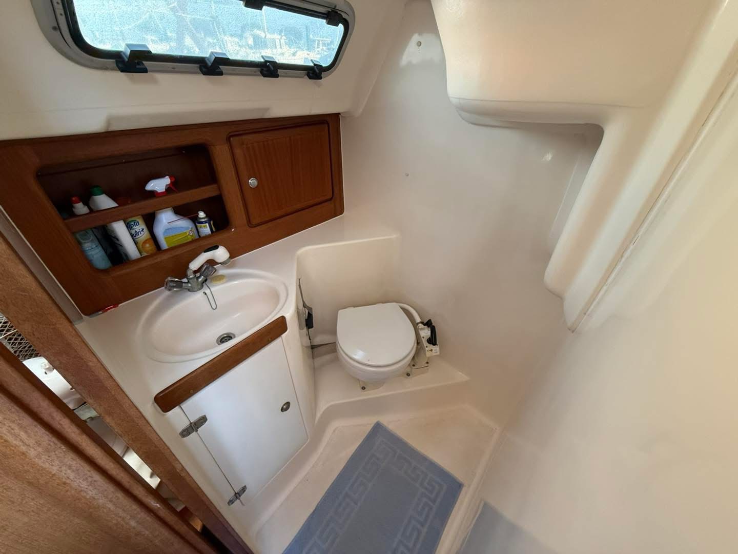 B20D138D-5F0D-4C66-96E1-6C63108CC184