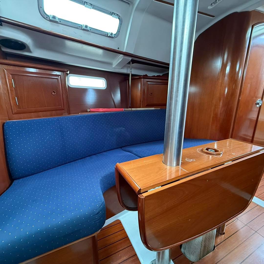 C38F3278-8A31-449E-B868-703EFC21BFB1