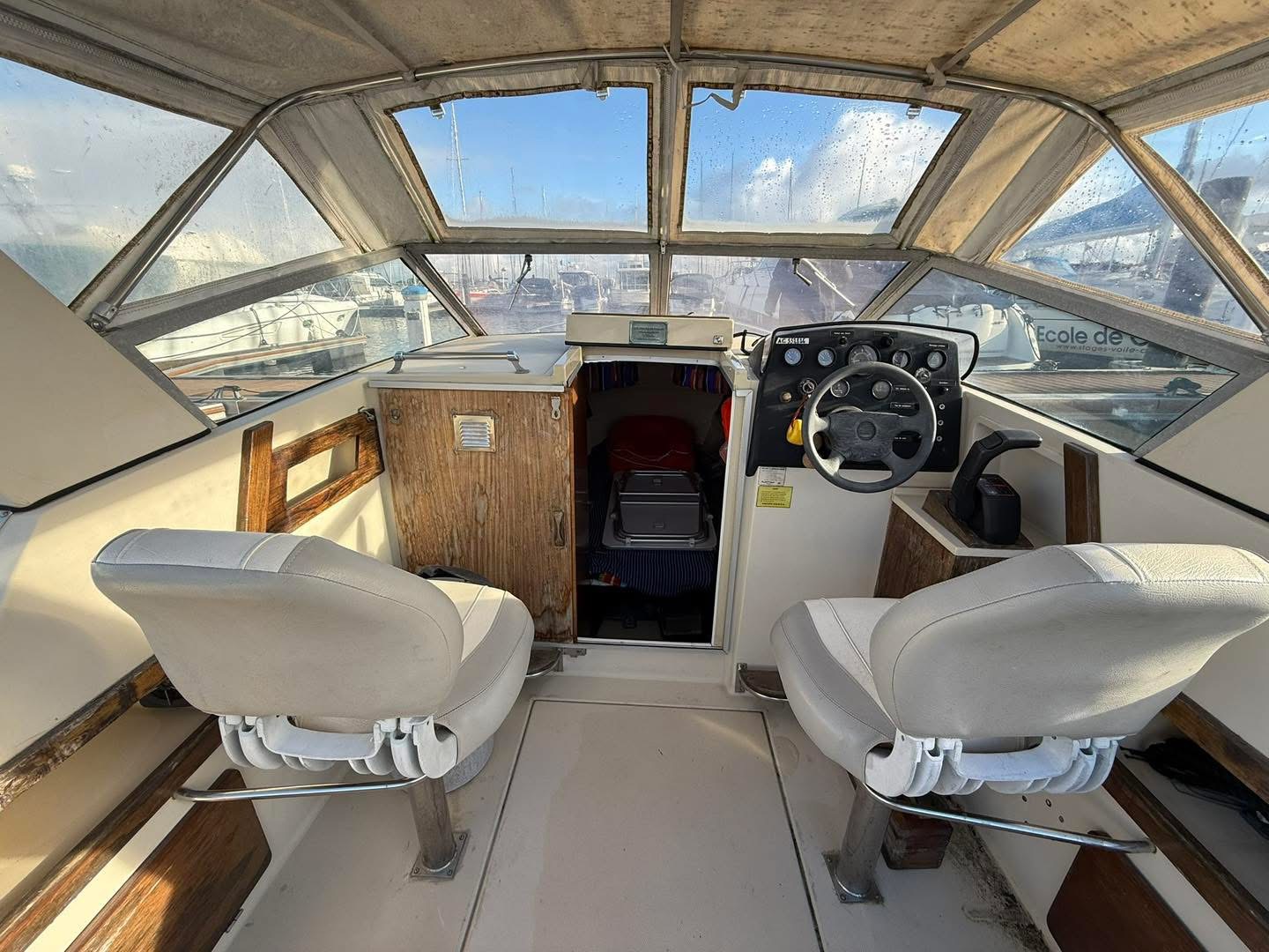 D9251485-E48C-4203-9687-78F6F7526ADA