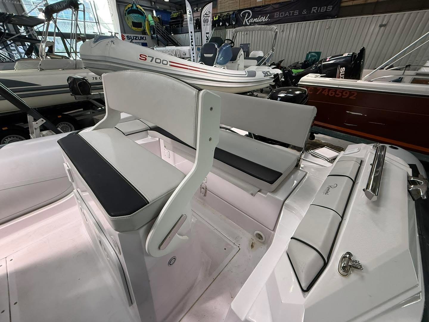 FF5877B7-6D41-4B9B-8AB1-52344A9B2B3D