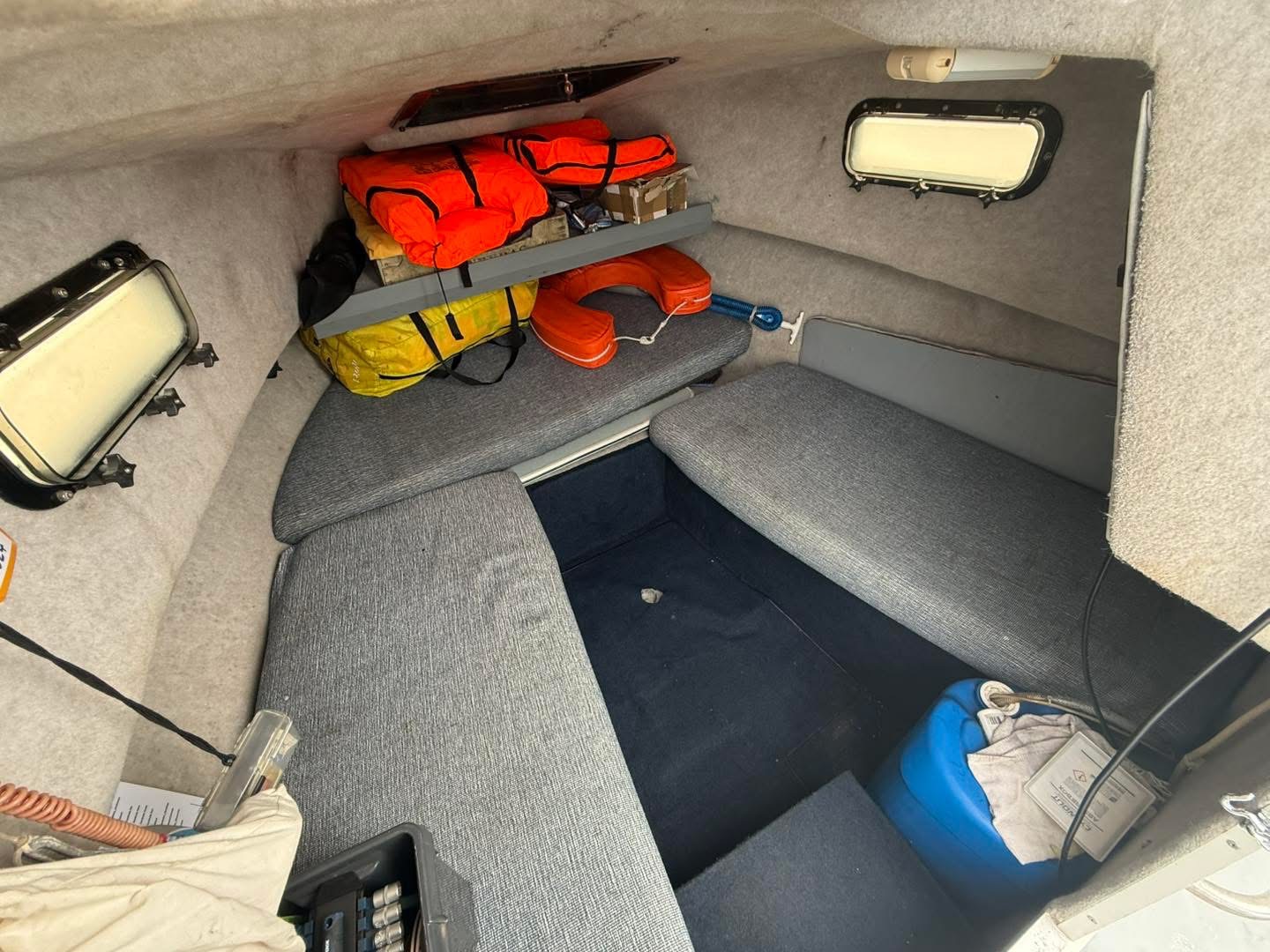 2FCC0779-9B0B-4A10-A8B0-4D7AFB6FFBAD