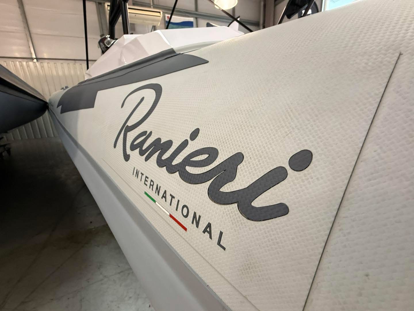 3C39CE52-5F94-43B0-9AA1-0FE1FF0D9792