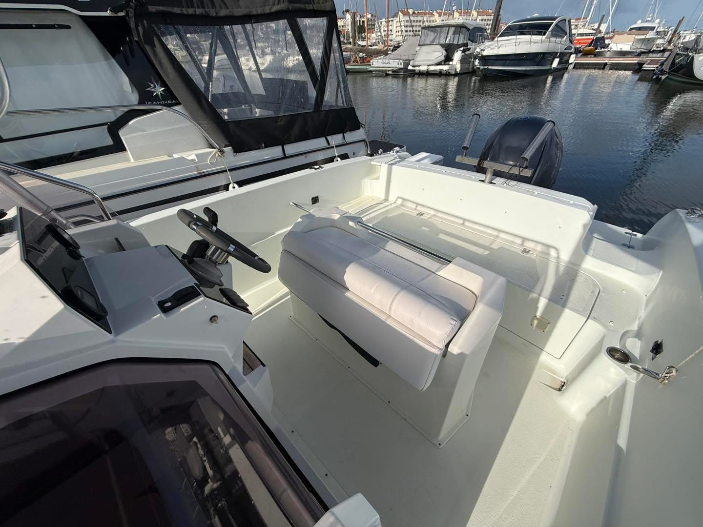 4830E4BE-B695-43F1-A3EB-B07BD8D77768