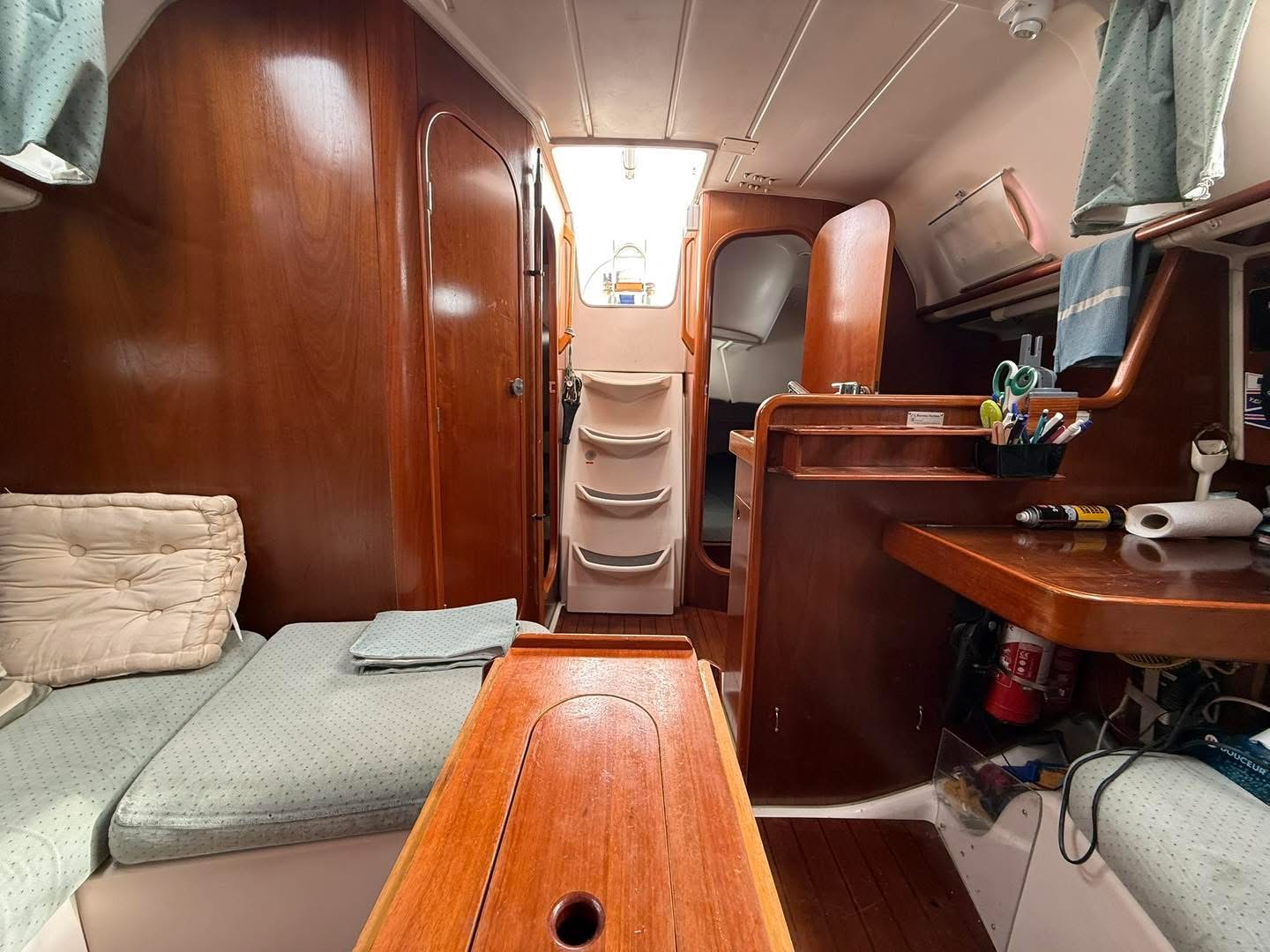 4B6B2835-ABD9-4B3E-A887-650C7605471B