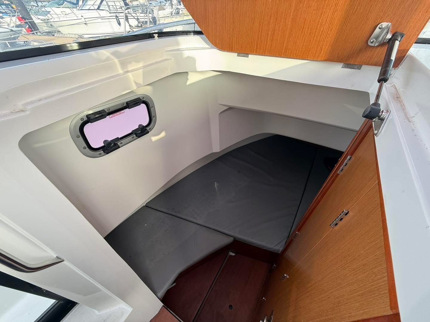 96BFBB56-3529-4C67-A850-0F814931B5EF