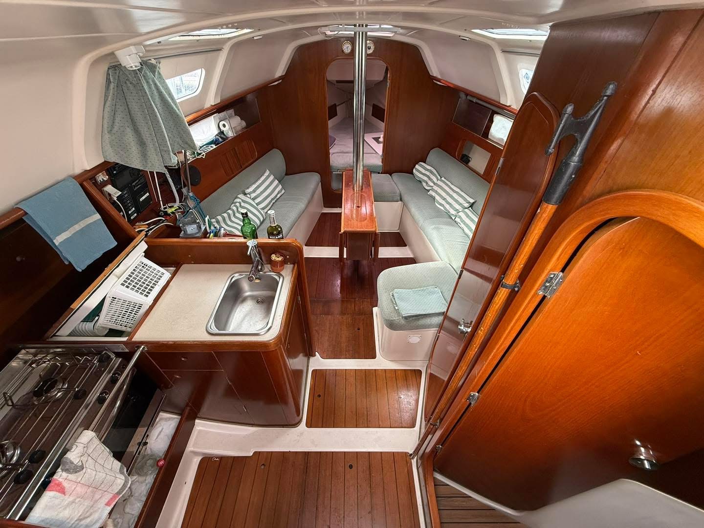 985CC6A3-A358-4205-99DF-C2DFE842F8A6