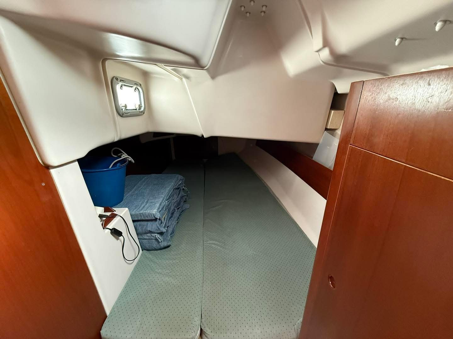 9E1DFFDB-561B-4822-9517-BA4FCD9C690E