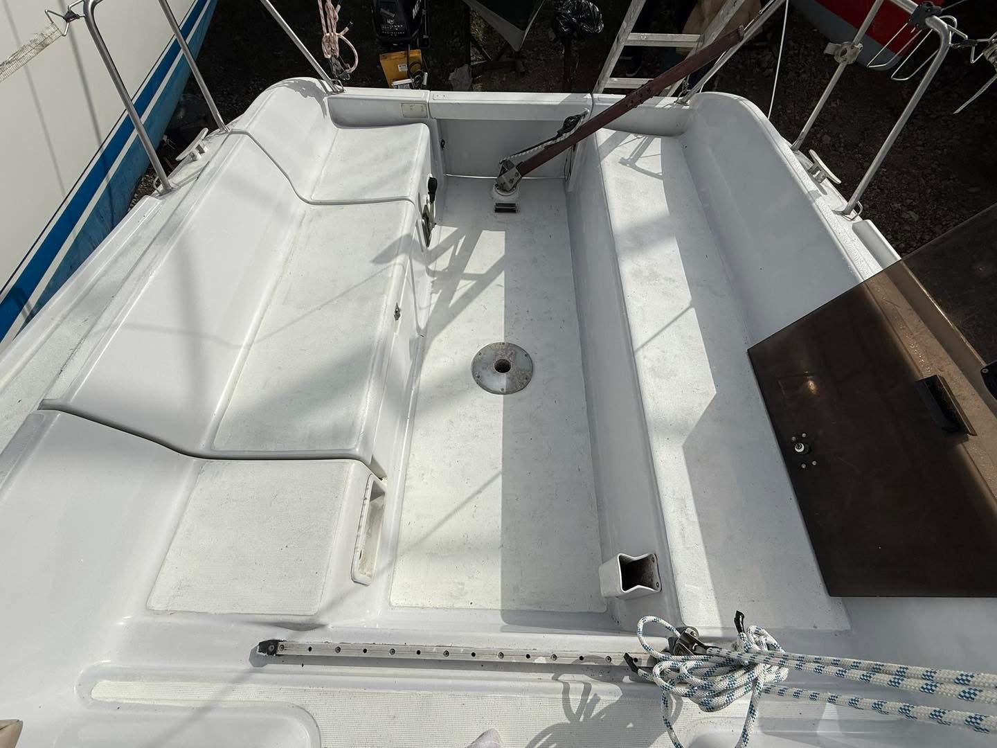 AD3101F8-F904-4915-A0E7-2F50C843DC7A