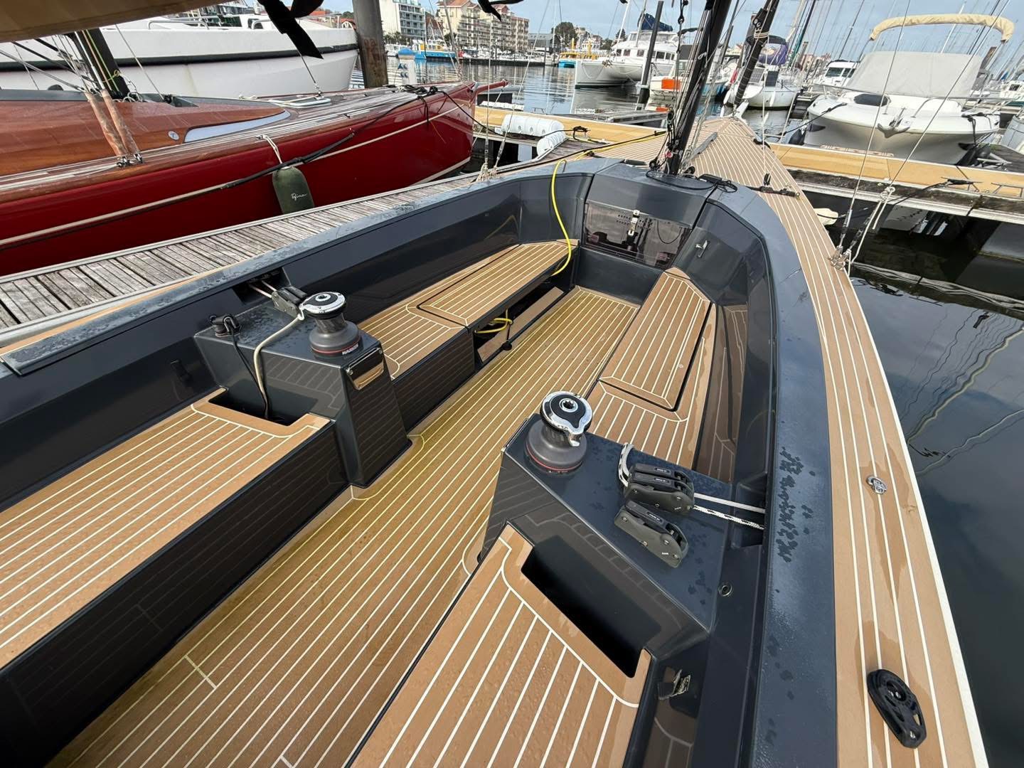 AF3969A5-3D8F-48E6-BCF1-290F025AF2BB