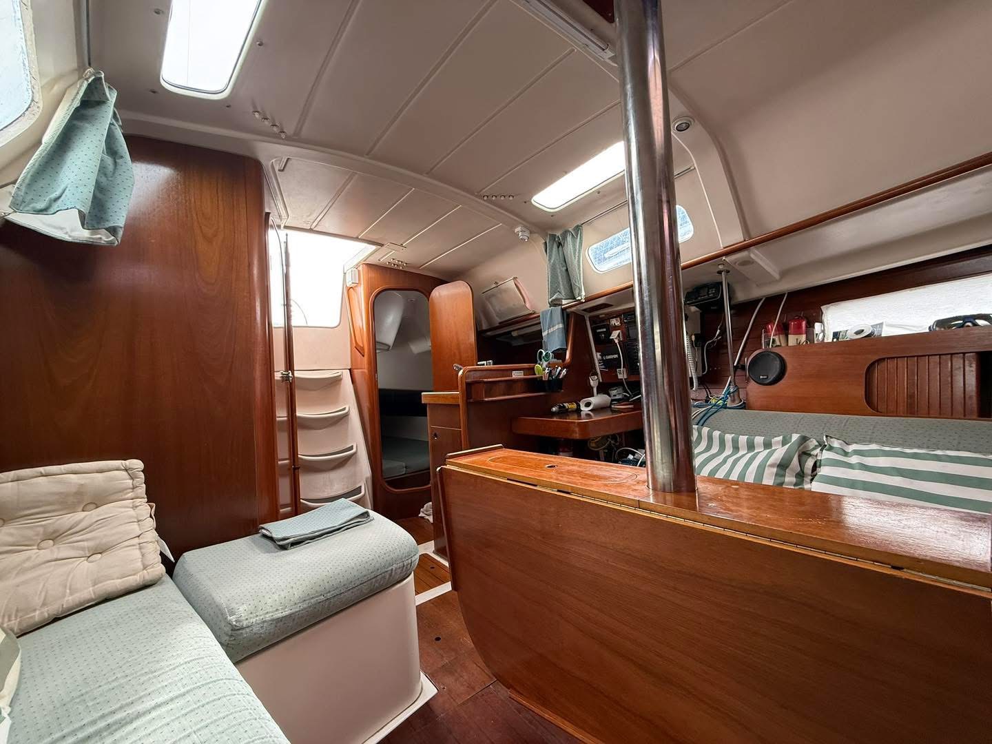 BFF30A72-C75C-41B1-8964-044DA87BB768