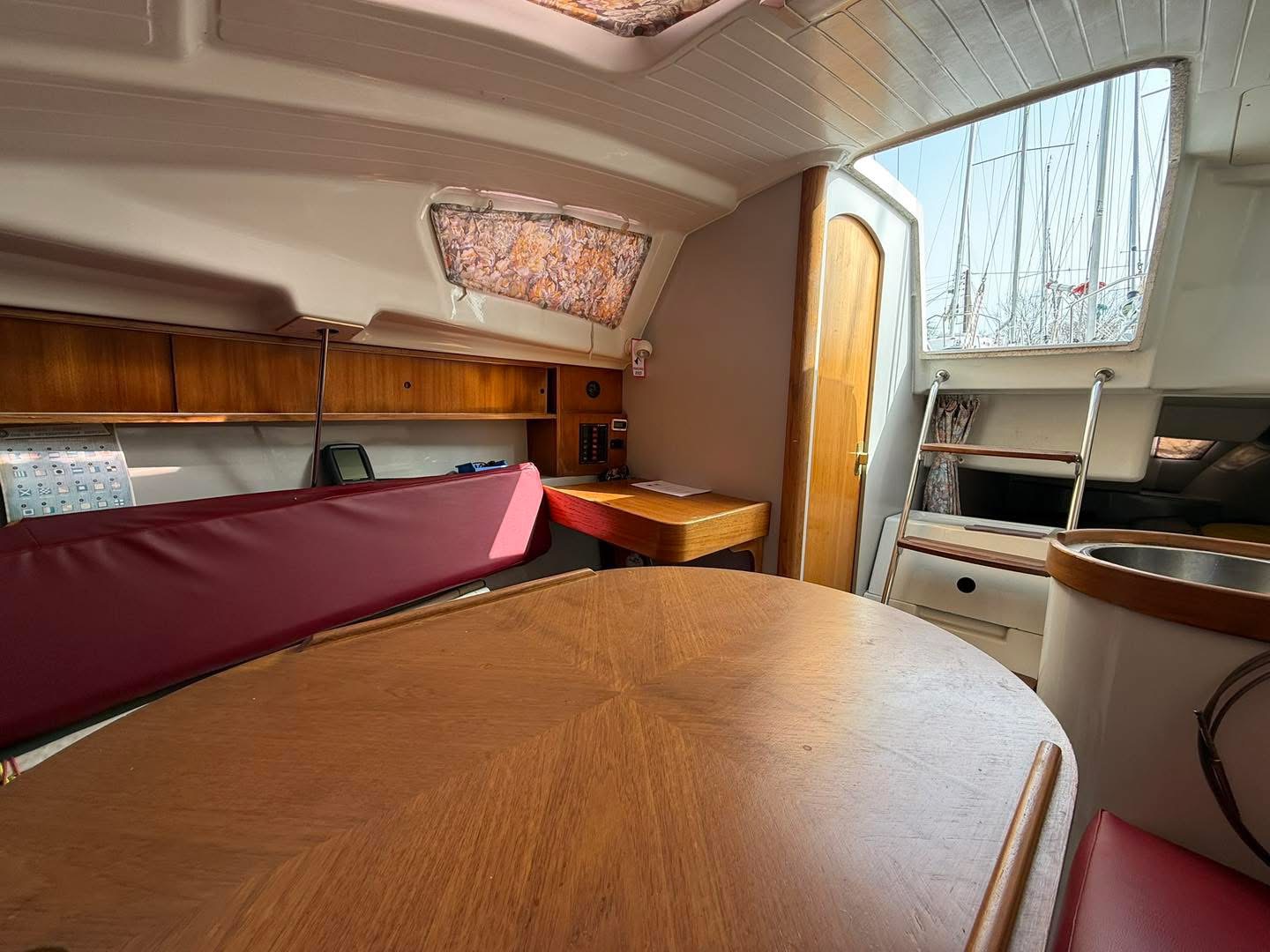 E3934ABB-35B3-484F-8009-BB5EF489BC2C