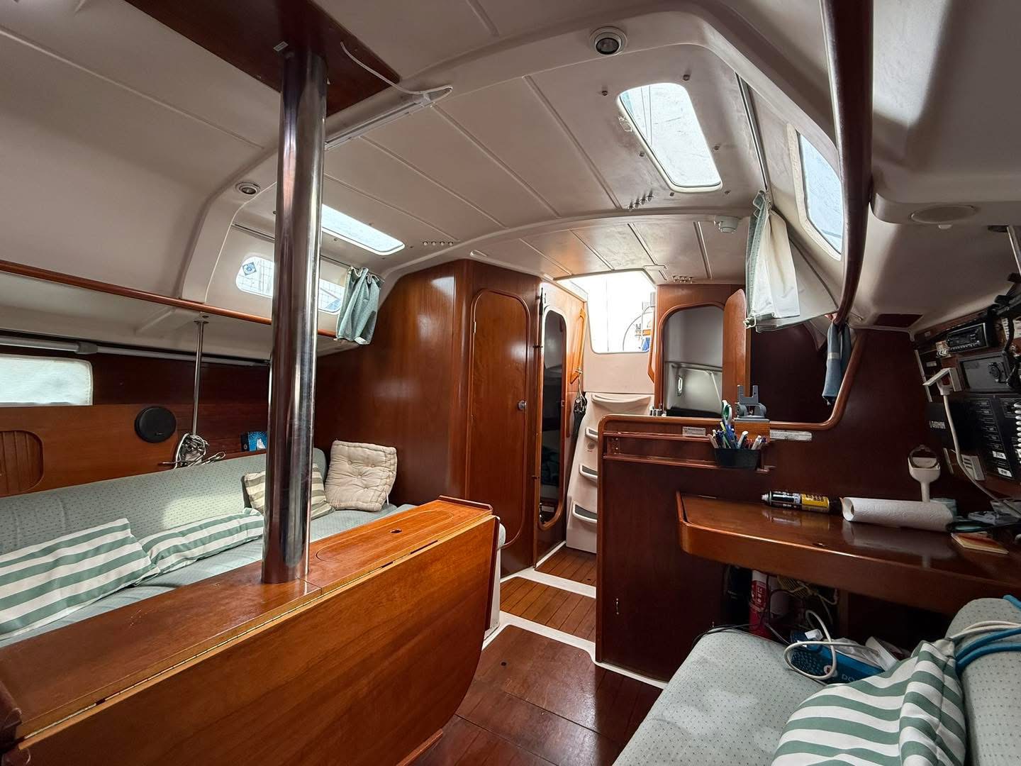 EAB73D0A-E0FE-49EC-81AE-9016926B92D8