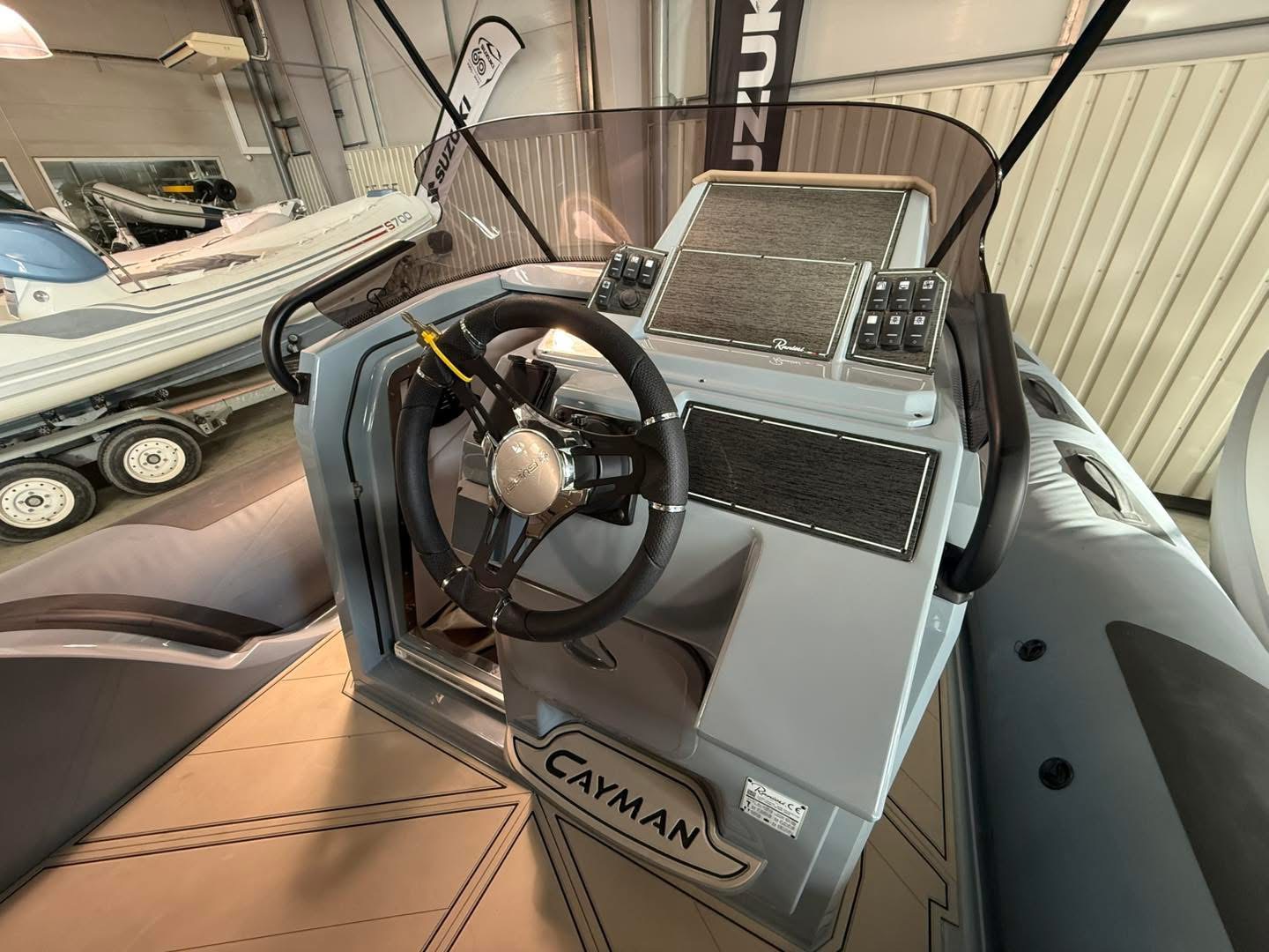 F11DAC60-8B01-439F-9E51-078D3C2118AB