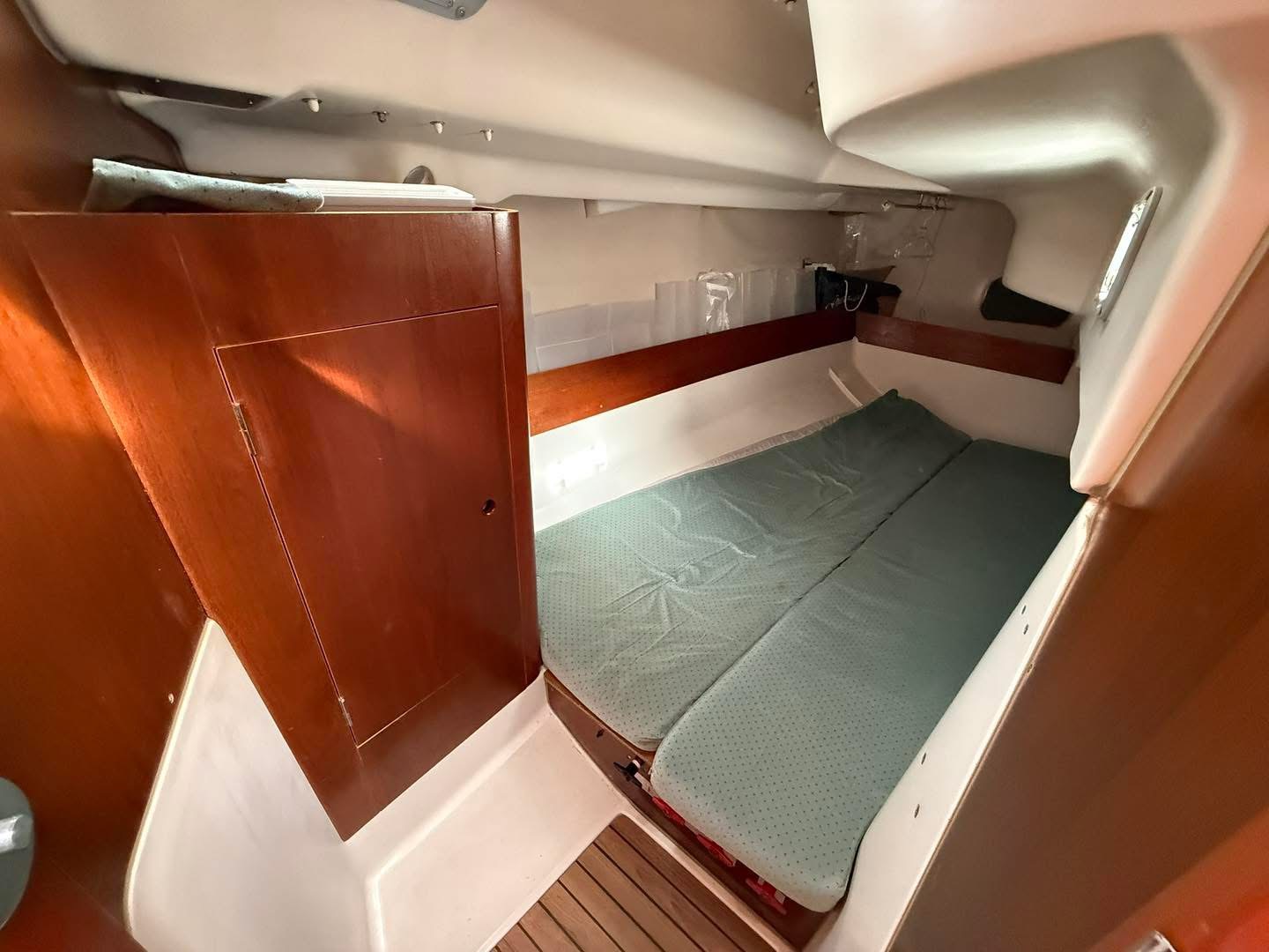 FBF740DB-6A67-45E4-A810-844BCD872246