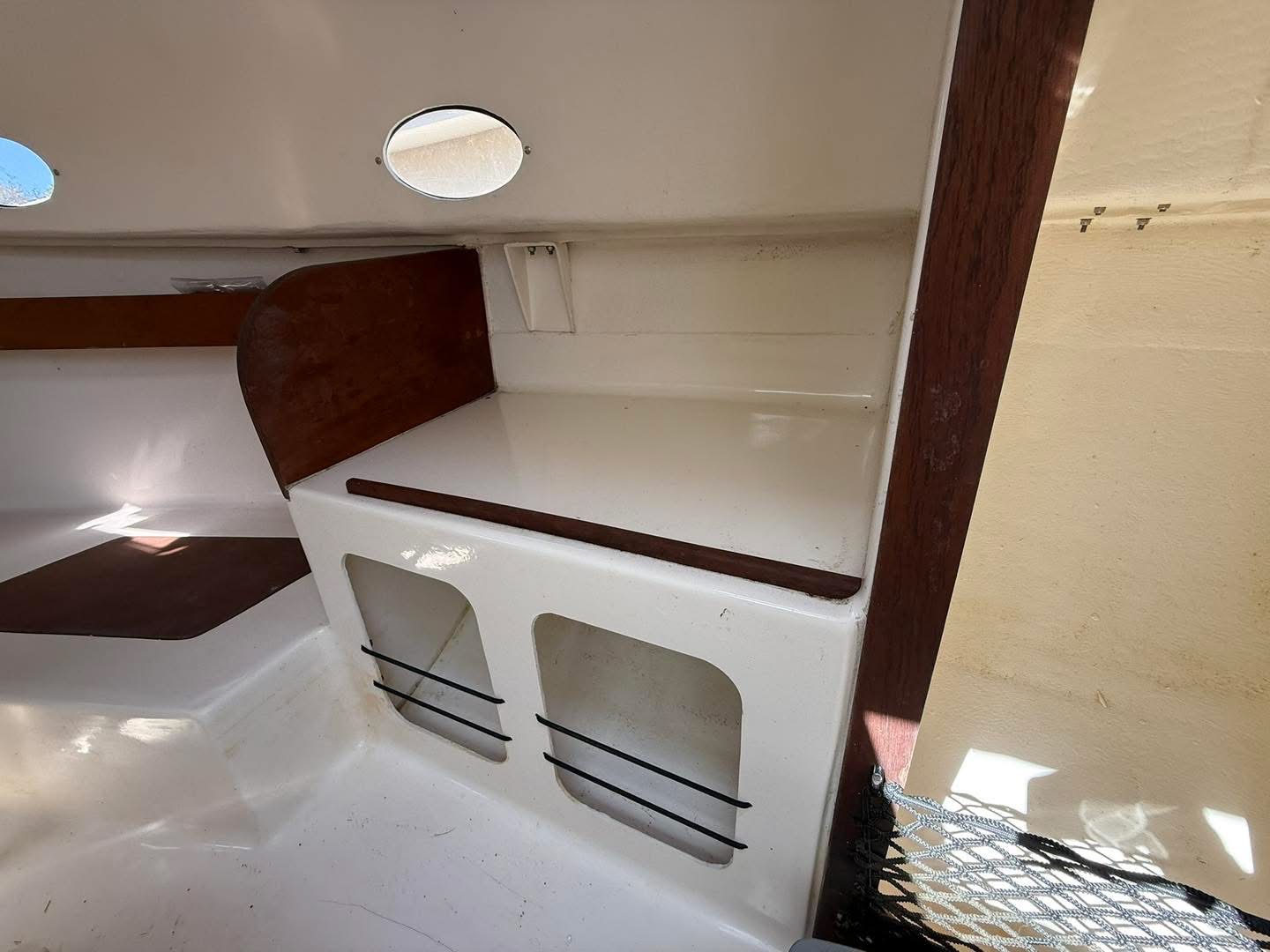 0F296C40-BE95-4620-8323-81155CA09B96