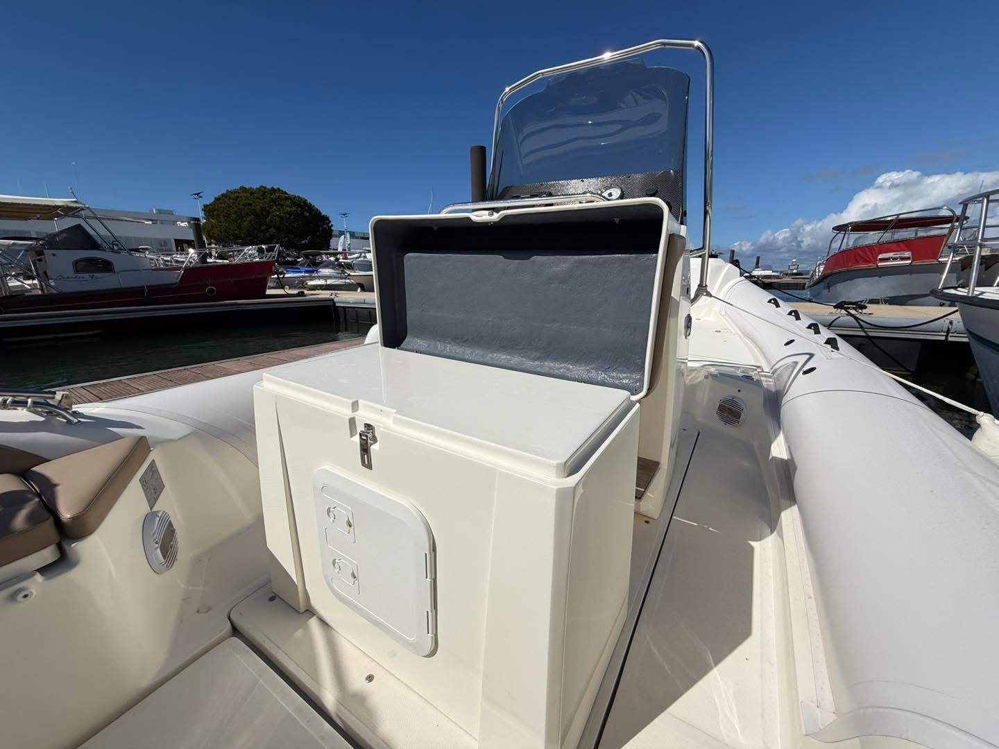 13BE5270-0BEE-4A08-81C8-0C88F14102AB